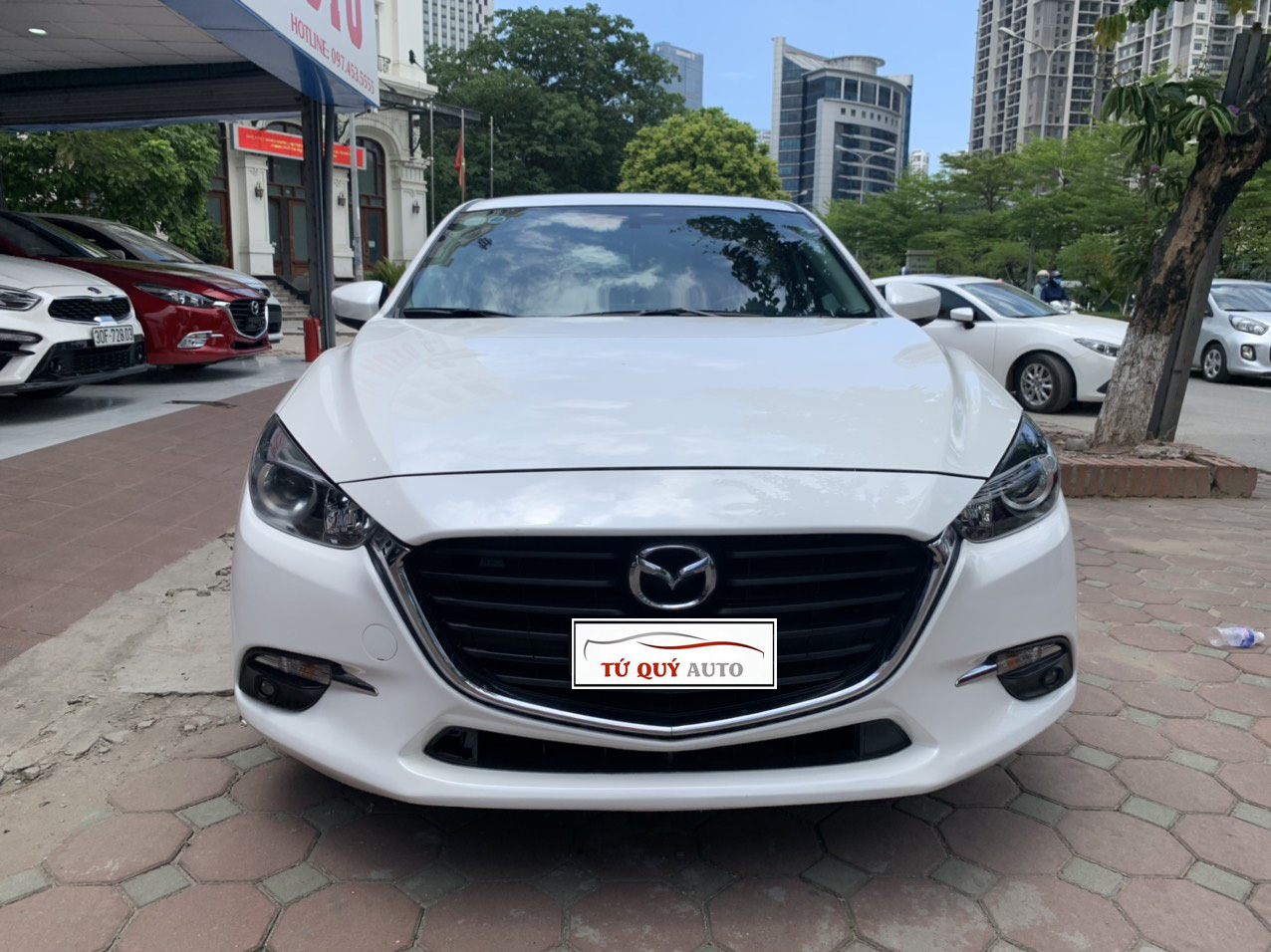 Xe Mazda 3 1.5AT 2018 - Trắng