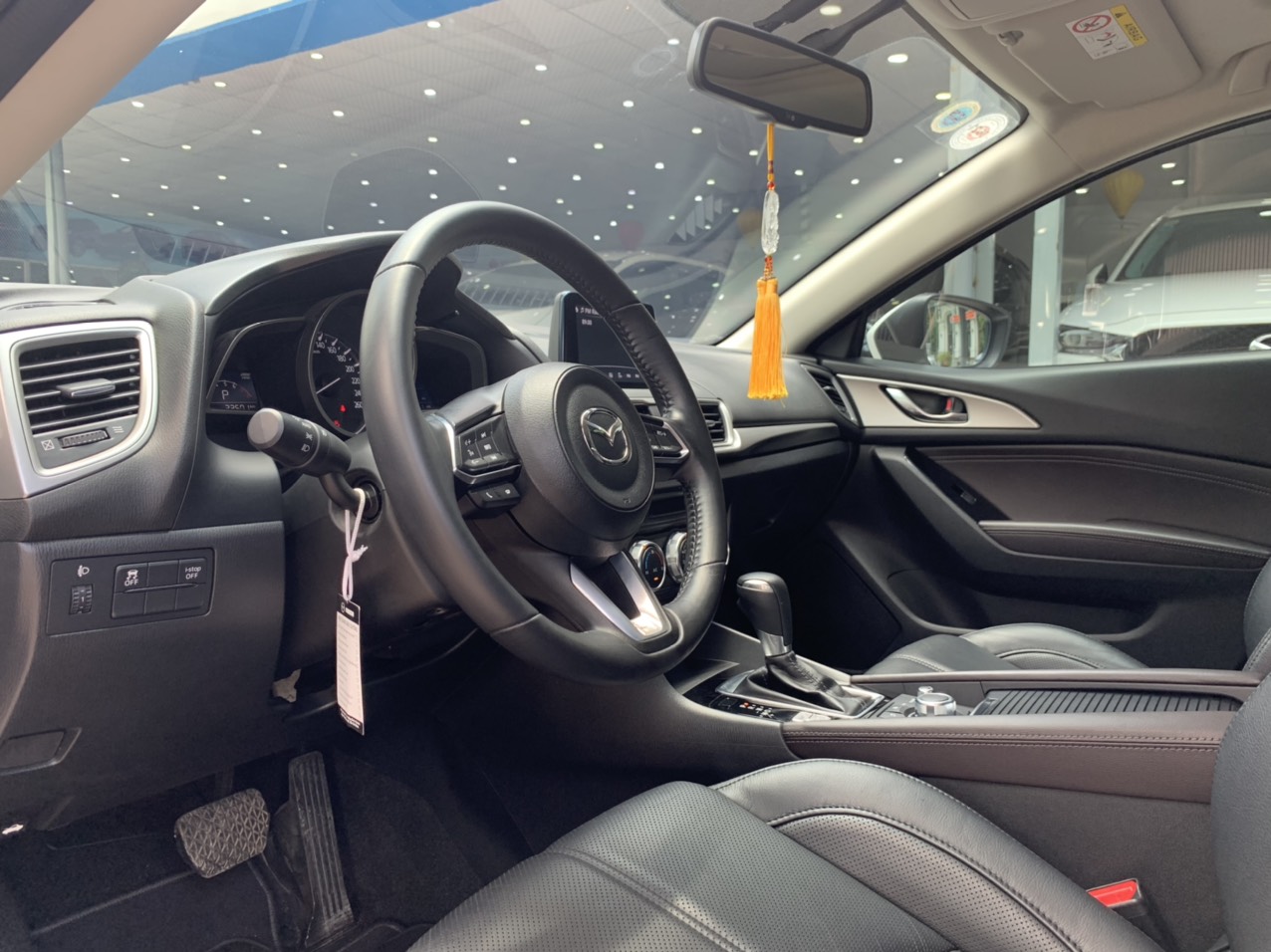 Mazda 3 Sedan 2018 - 7