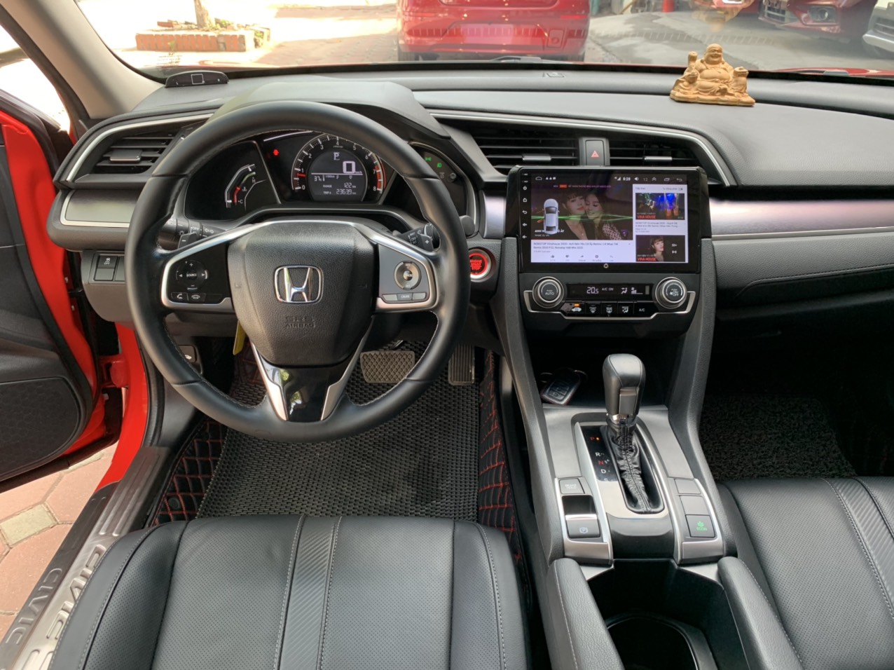 Honda Civic 1.8E 2018 - 6