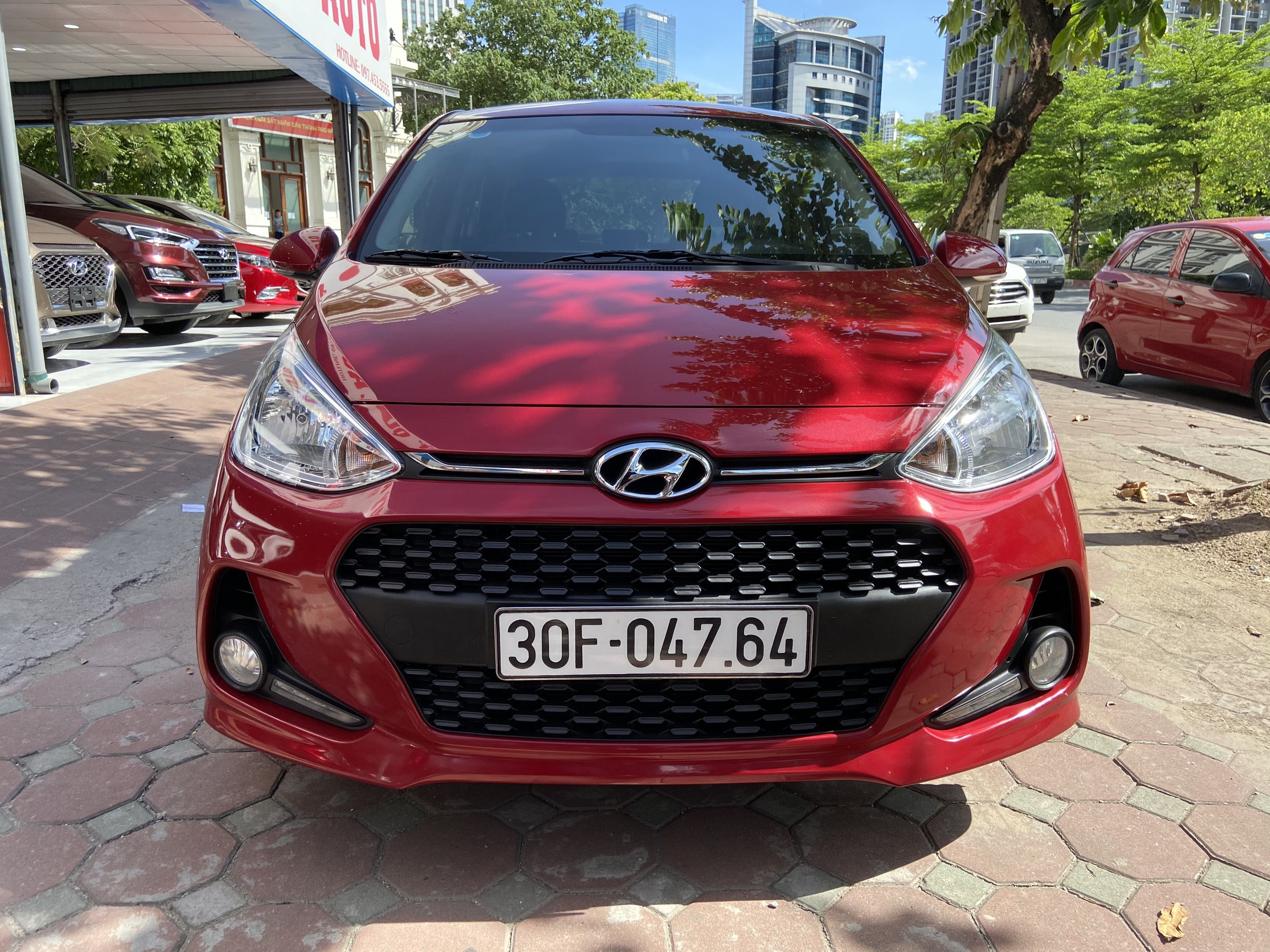 Xe Hyundai i10 HB 1.2AT 2018 - Đỏ