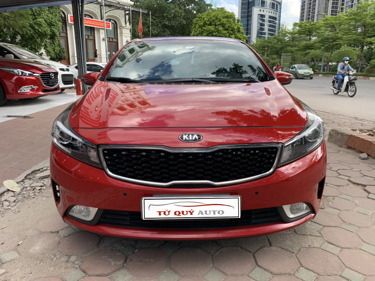 Xe Kia Cerato 2.0AT 2016 - Đỏ