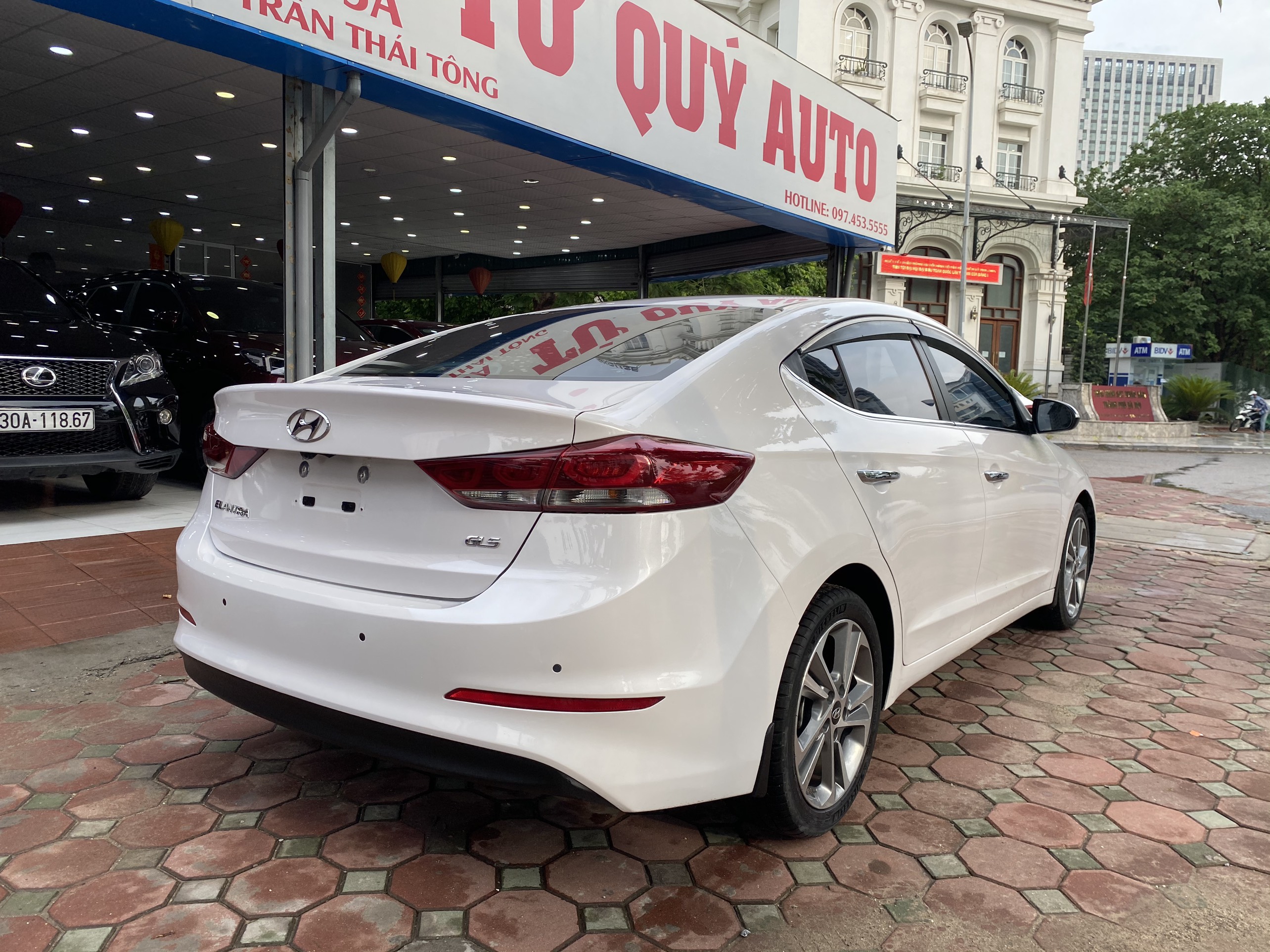 Hyundai Elantra 2.0AT 2016 - 4