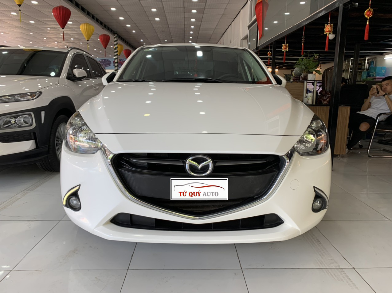 Xe Mazda 2 Sedan 1.5AT 2016 - Trắng