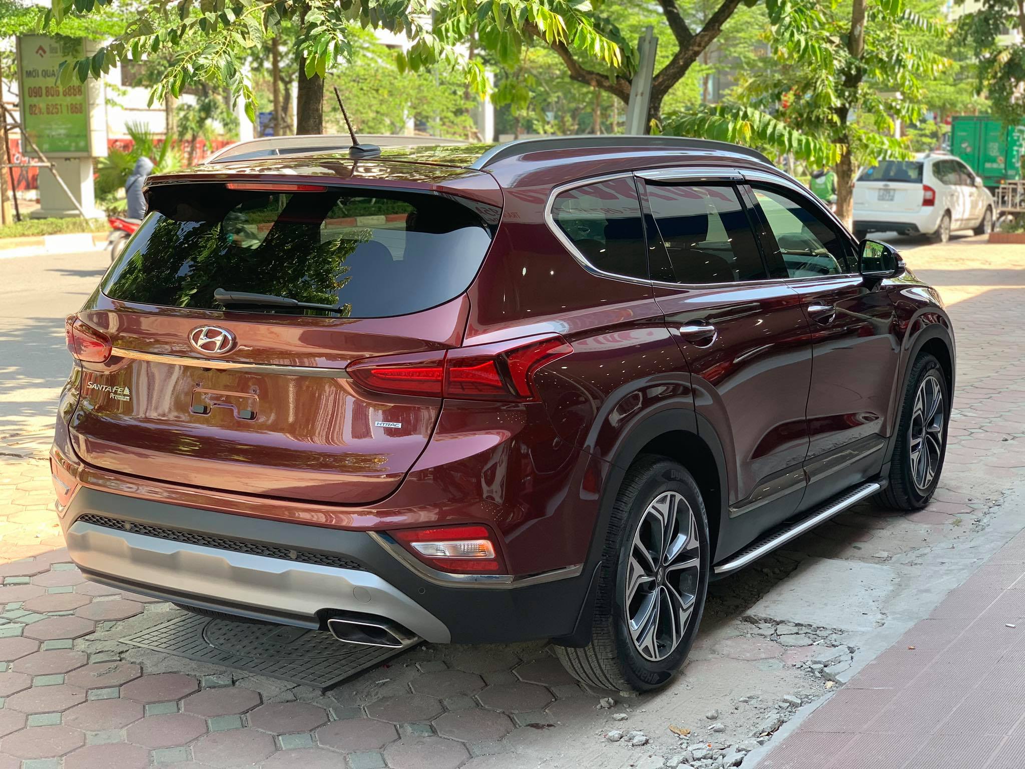 Hyundai Santa-Fe 2.4AT 2019 - 4