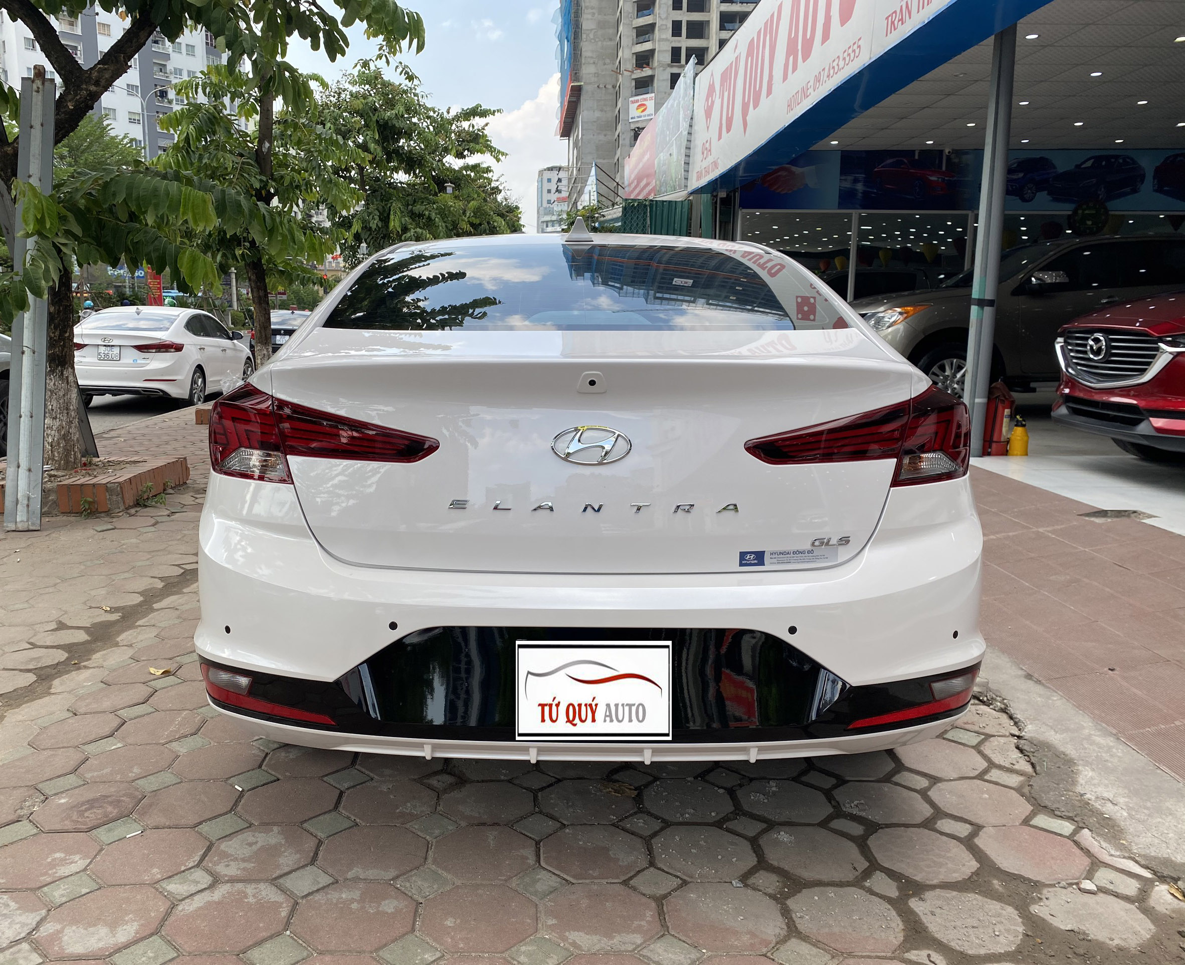 Hyundai Elantra 2.0AT 2020 - 2