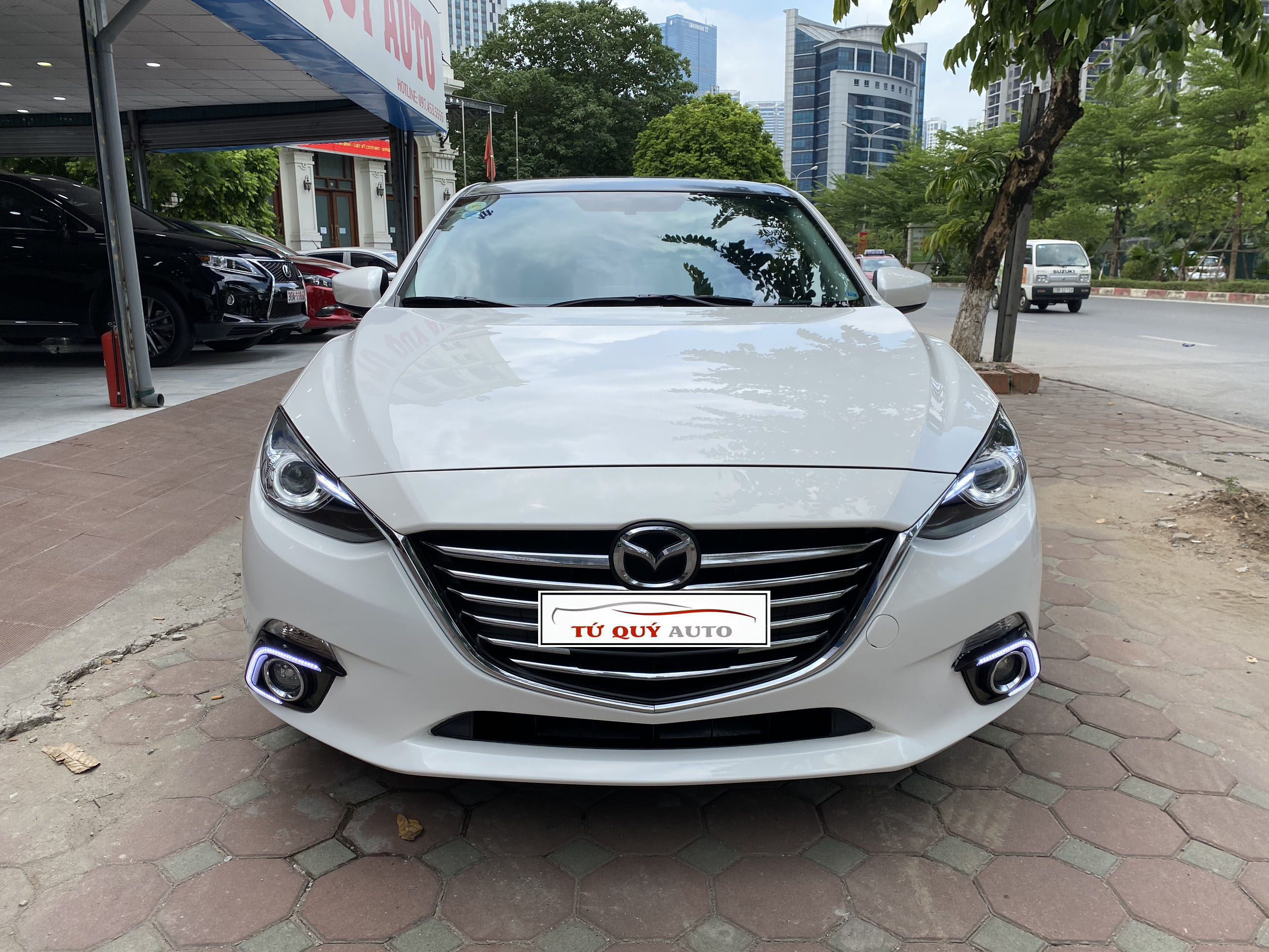 Xe Mazda 3 Sedan 1.5AT 2015 - Trắng