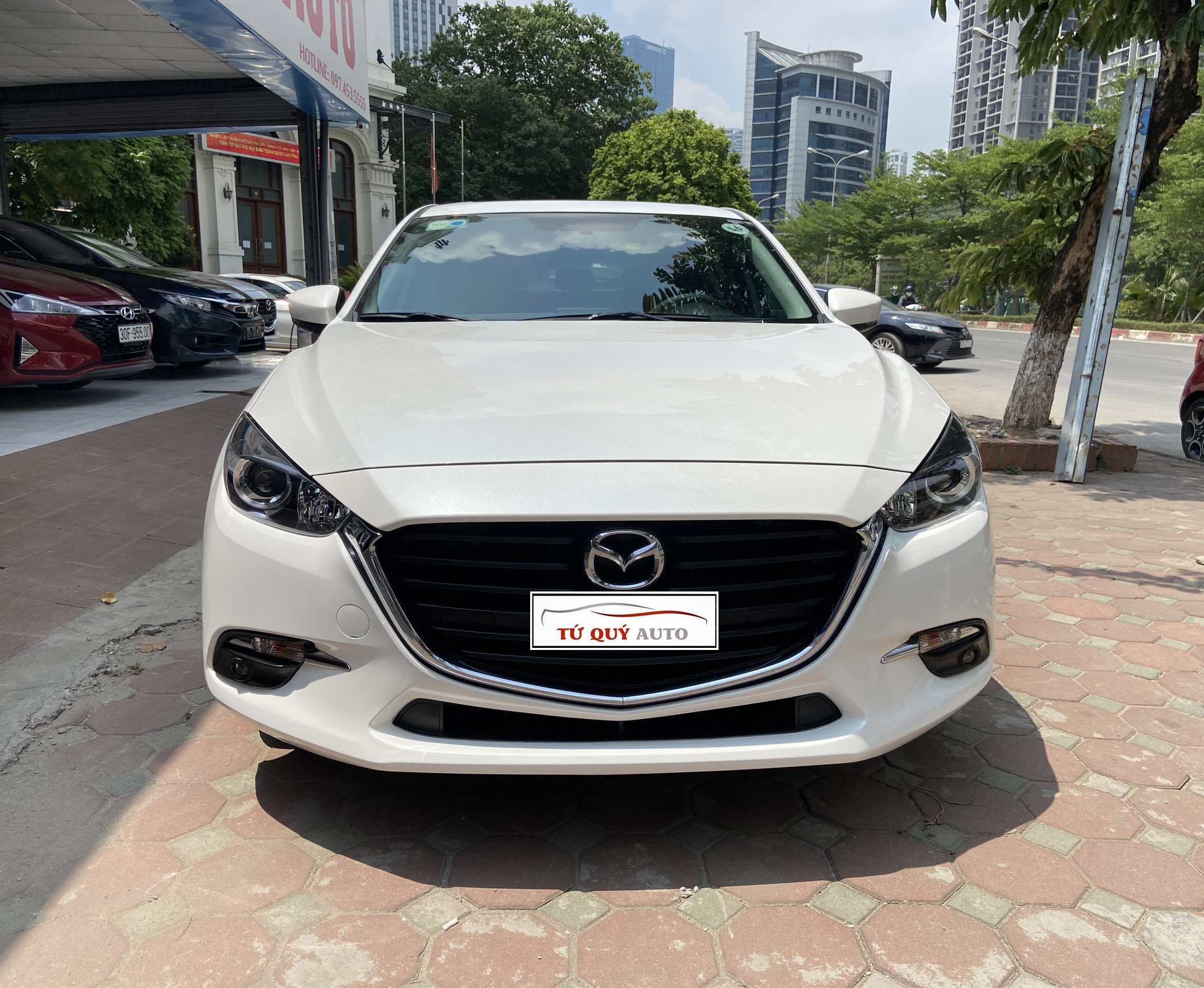 Xe Mazda 3 1.5AT 2019 - Trắng