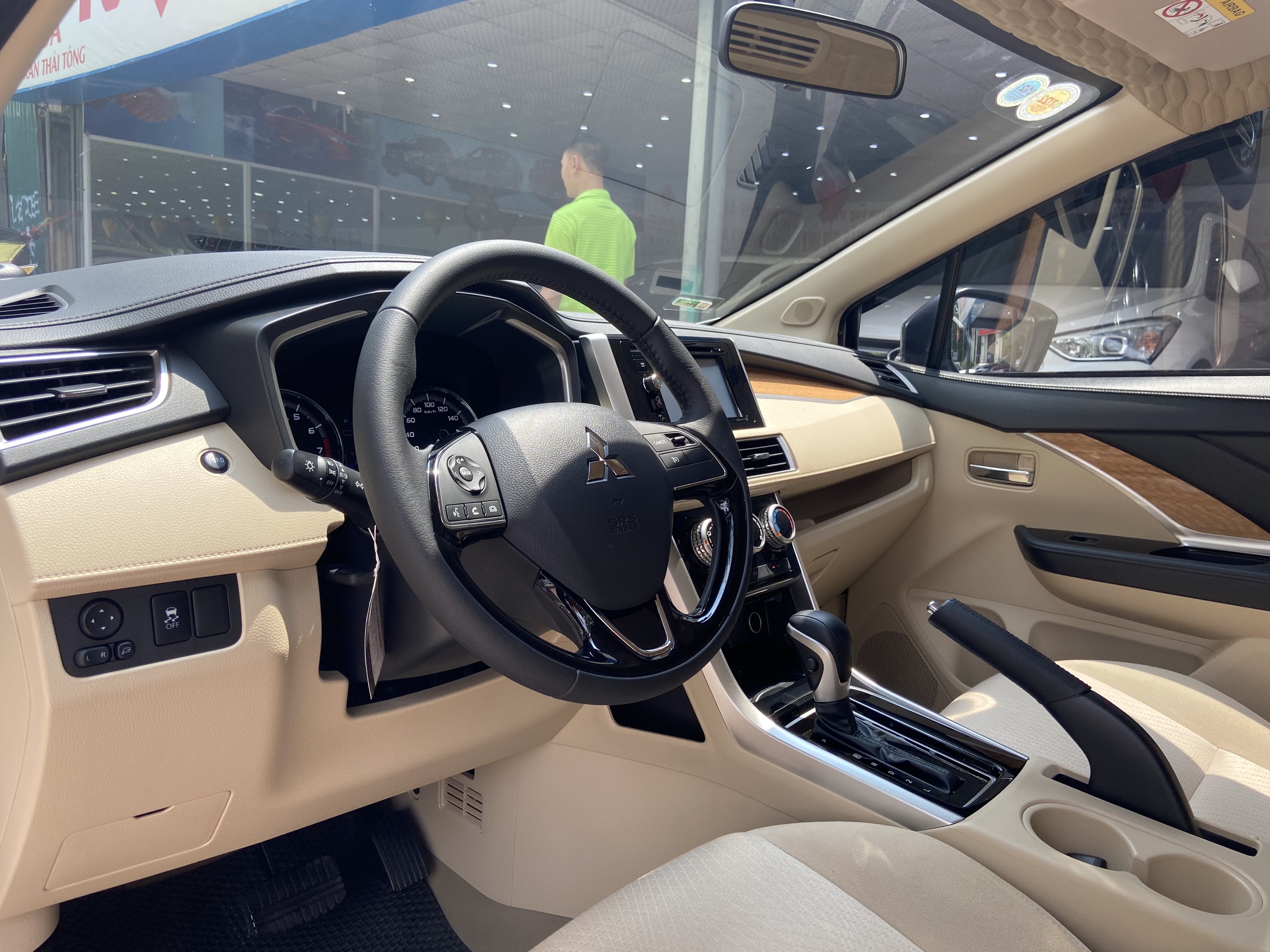 Mitsubishi Xpander 1.5AT 2019 - 7