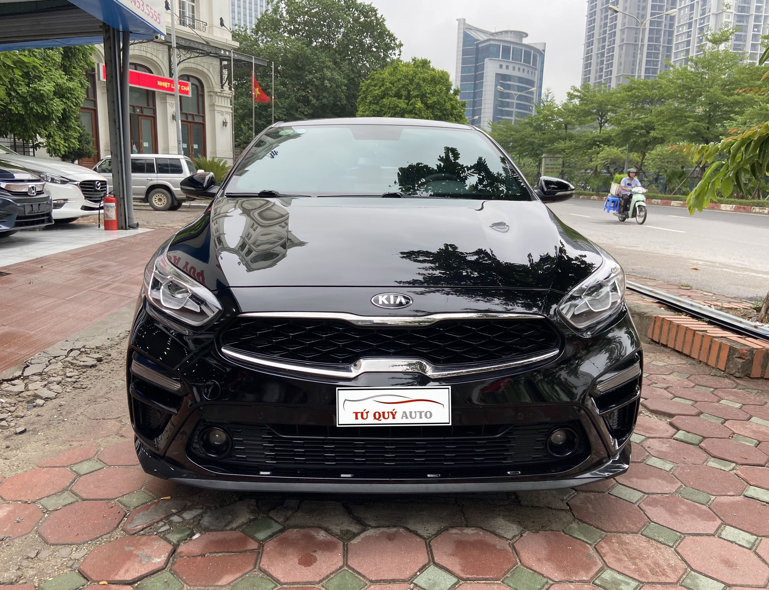 Xe Kia Cerato 2.0 Premium 2019 - Đen