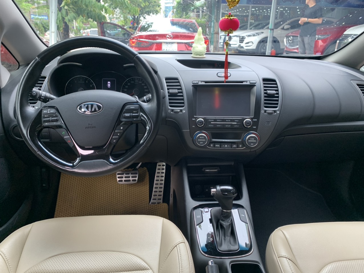 Kia Cerato 1.6AT 2018 - 6