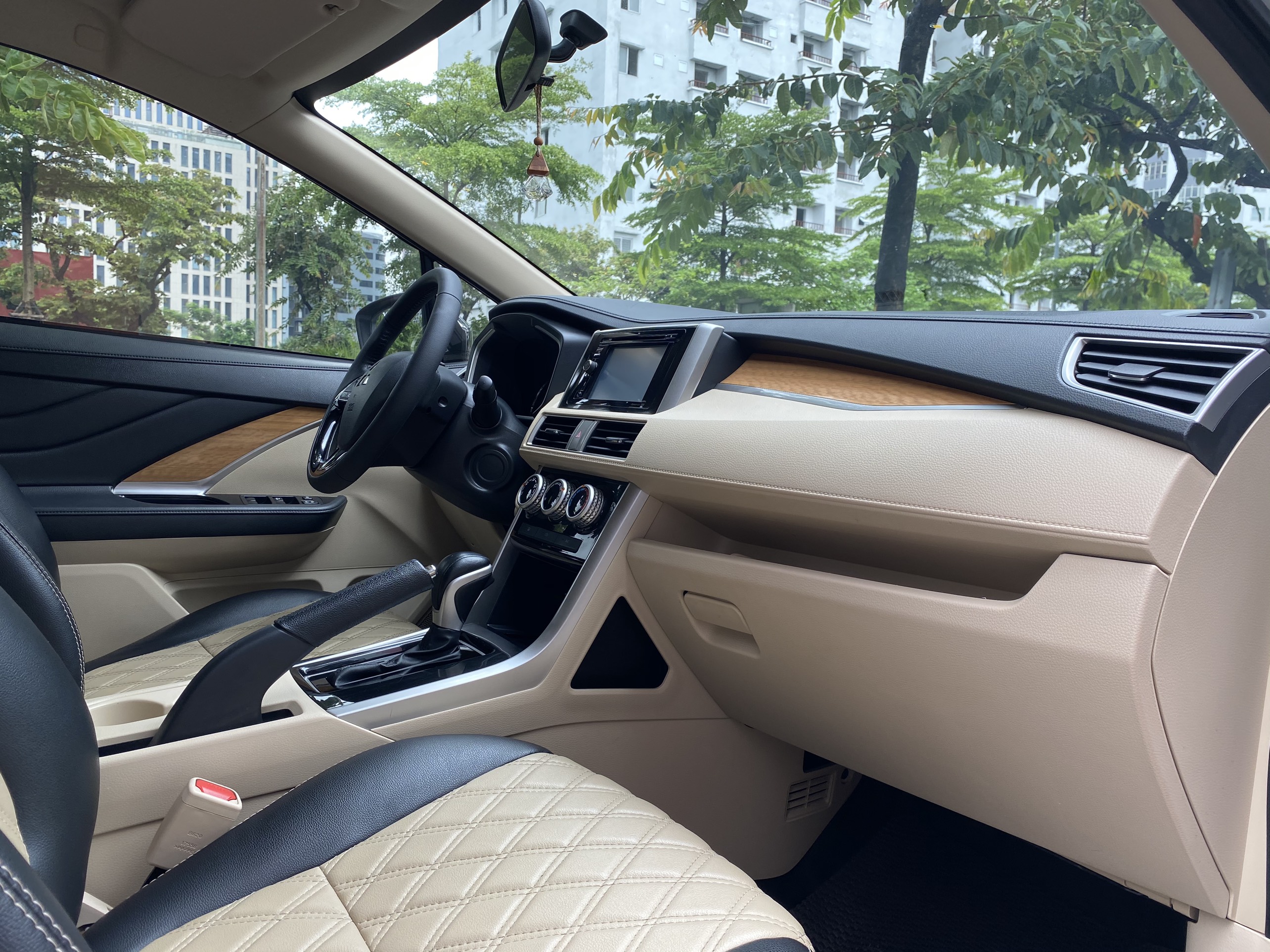 Mitsubishi Xpander AT 2019 - 7