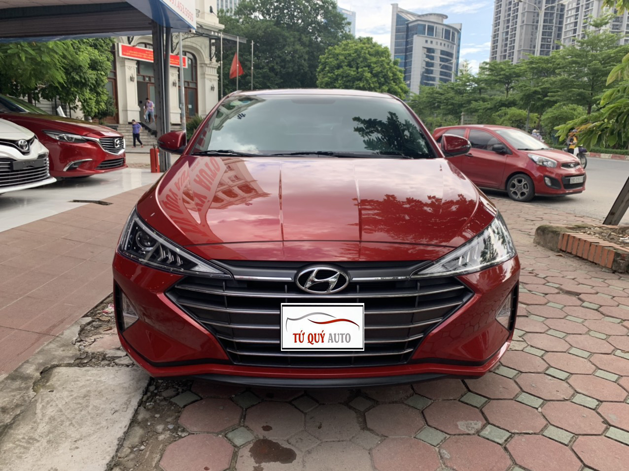 Xe Hyundai Elantra 1.6AT 2019 - Đỏ