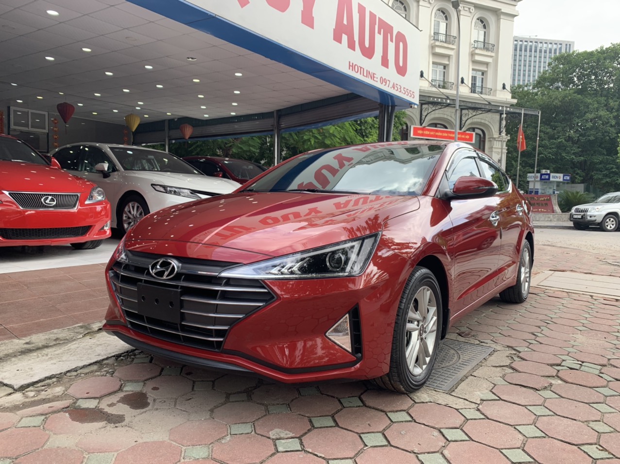 Hyundai Elantra 1.6AT 2019 - 3