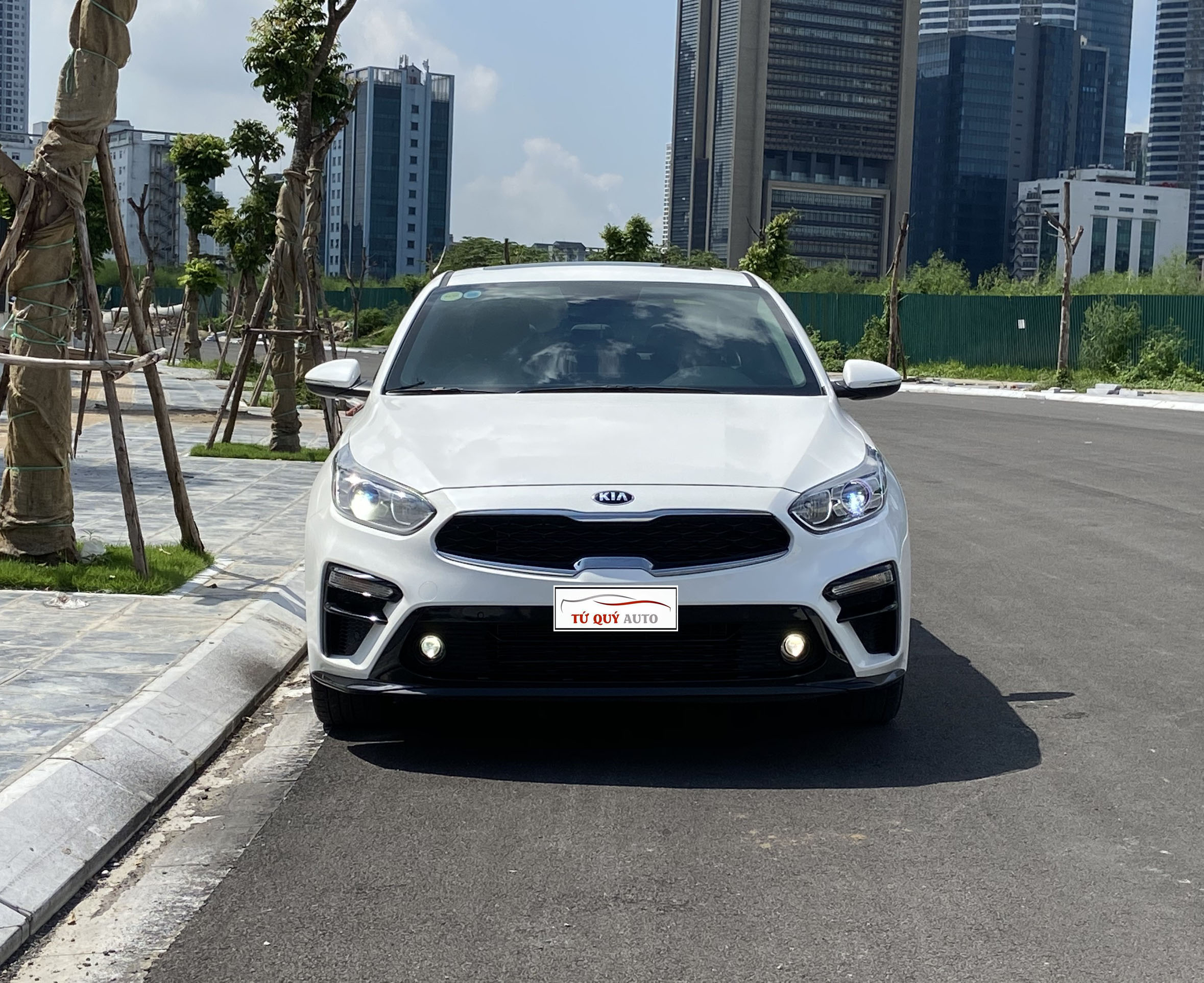 Xe Kia Cerato 1.6 Luxury 2020 - Trắng