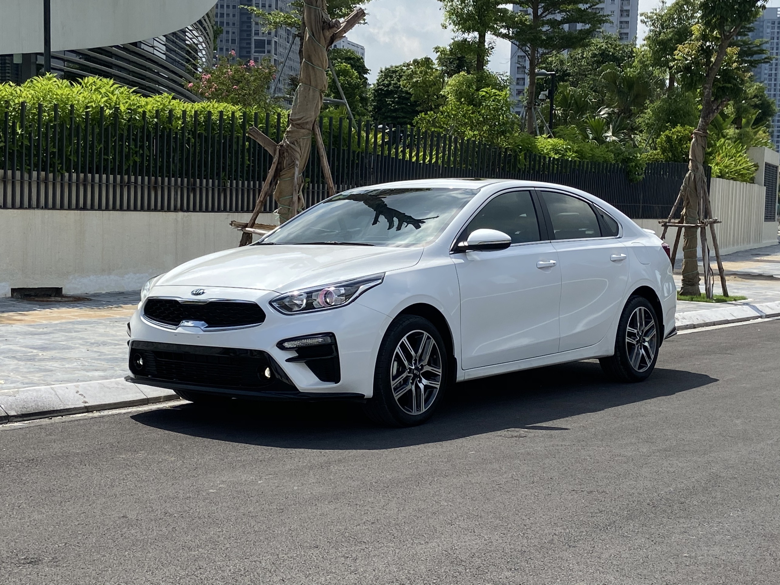 Kia Cerato 1.6Luxury 2020 - 3