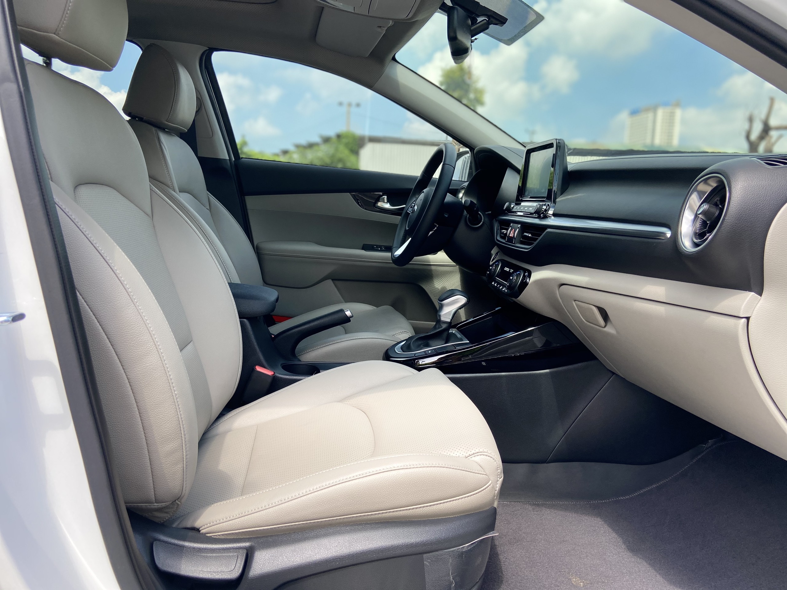 Kia Cerato 1.6Luxury 2020 - 8