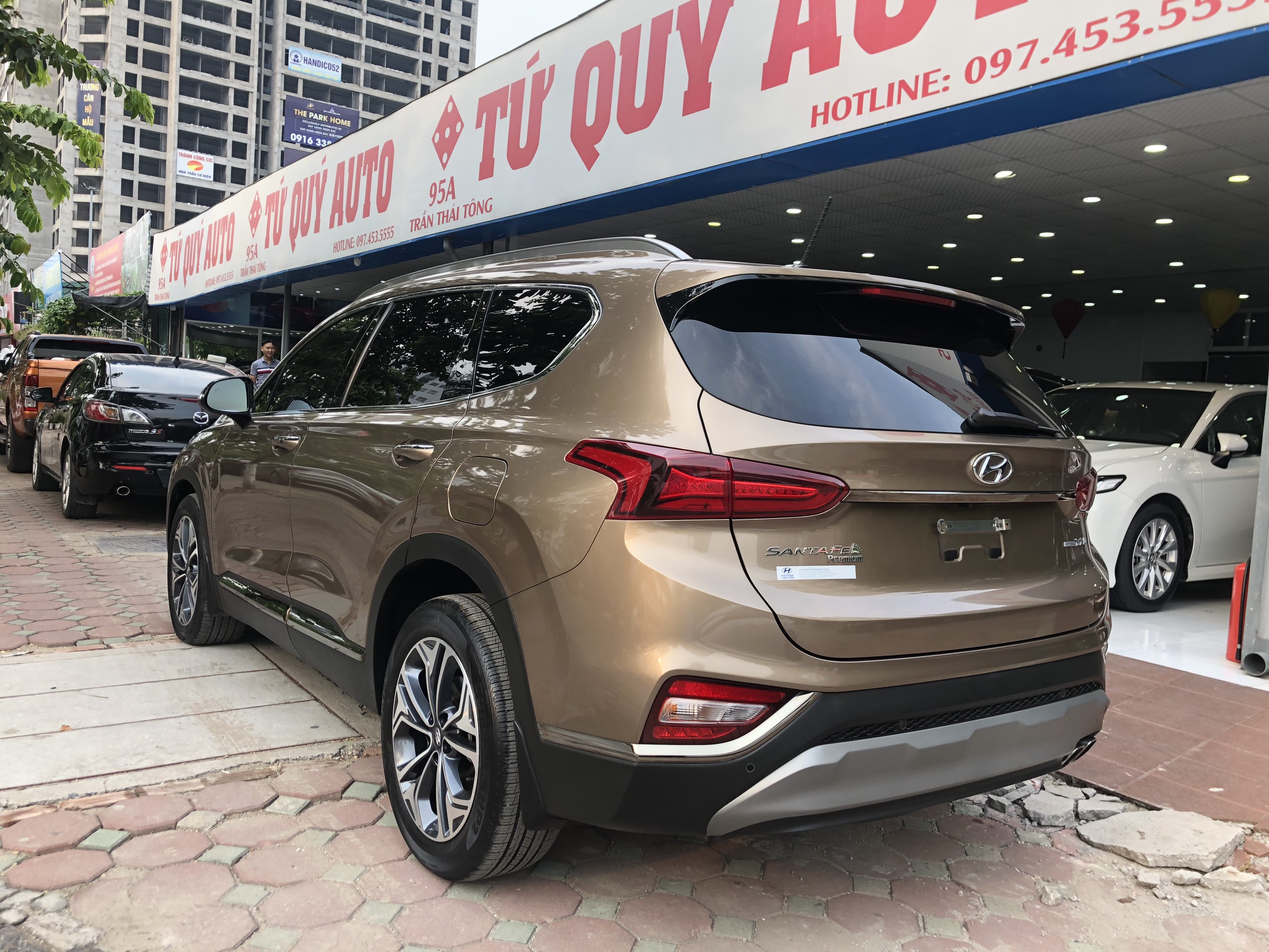 Hyundai Santa-Fe Premium 2.2CRDi 2019 - 4