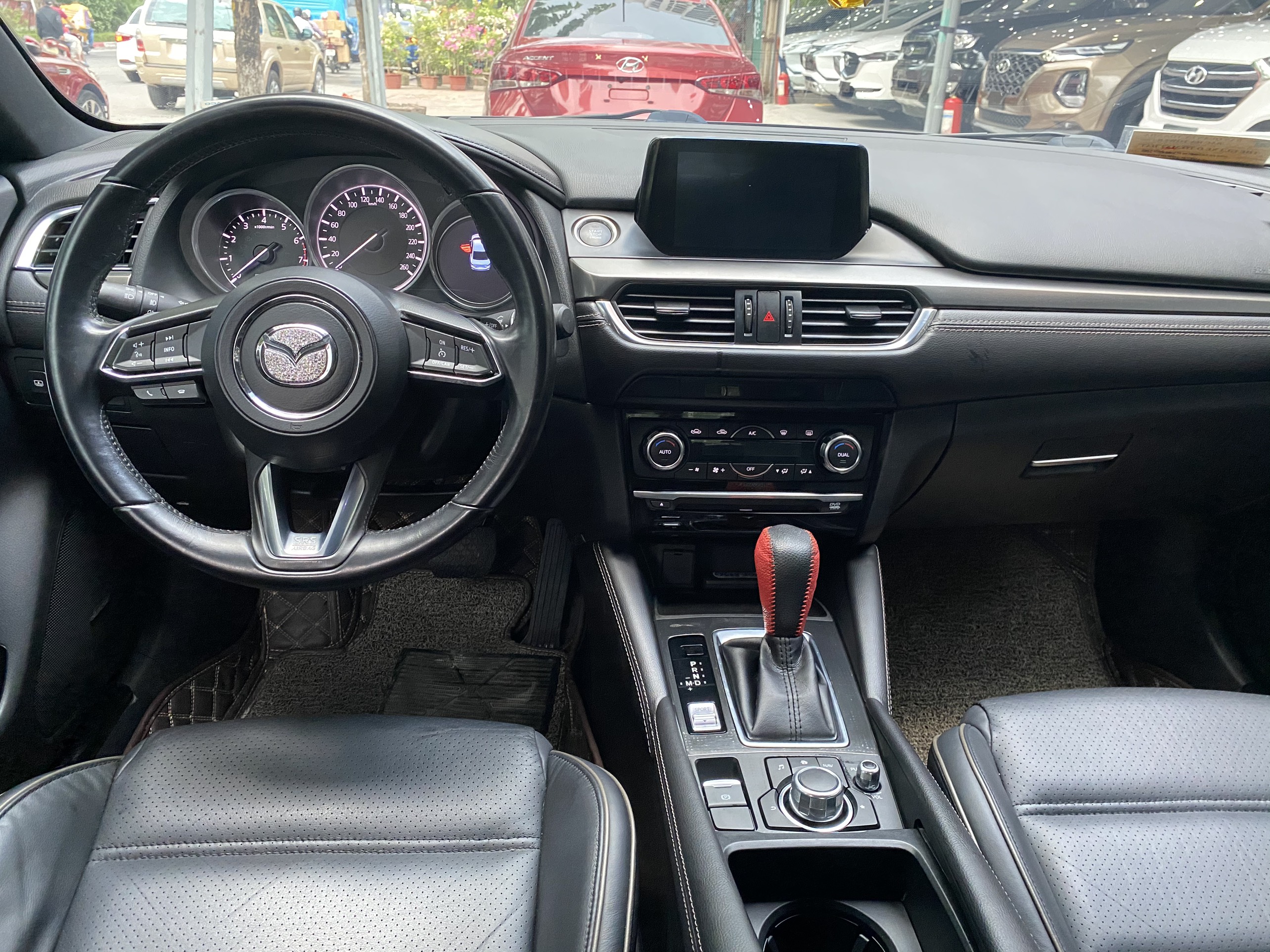 Mazda 6 2.5AT 2017 - 6