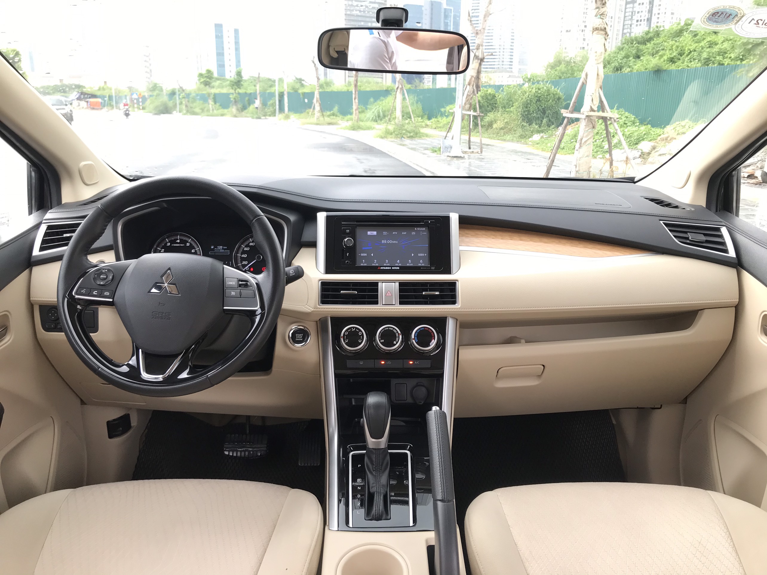 Mitsubishi Xpander AT 2018 - 6