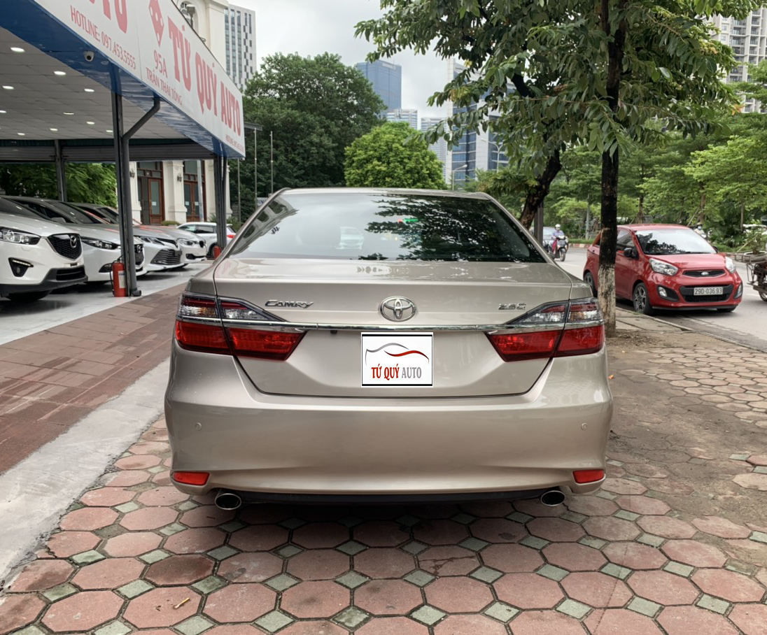 Toyota Camry 2.5Q 2016 - 2