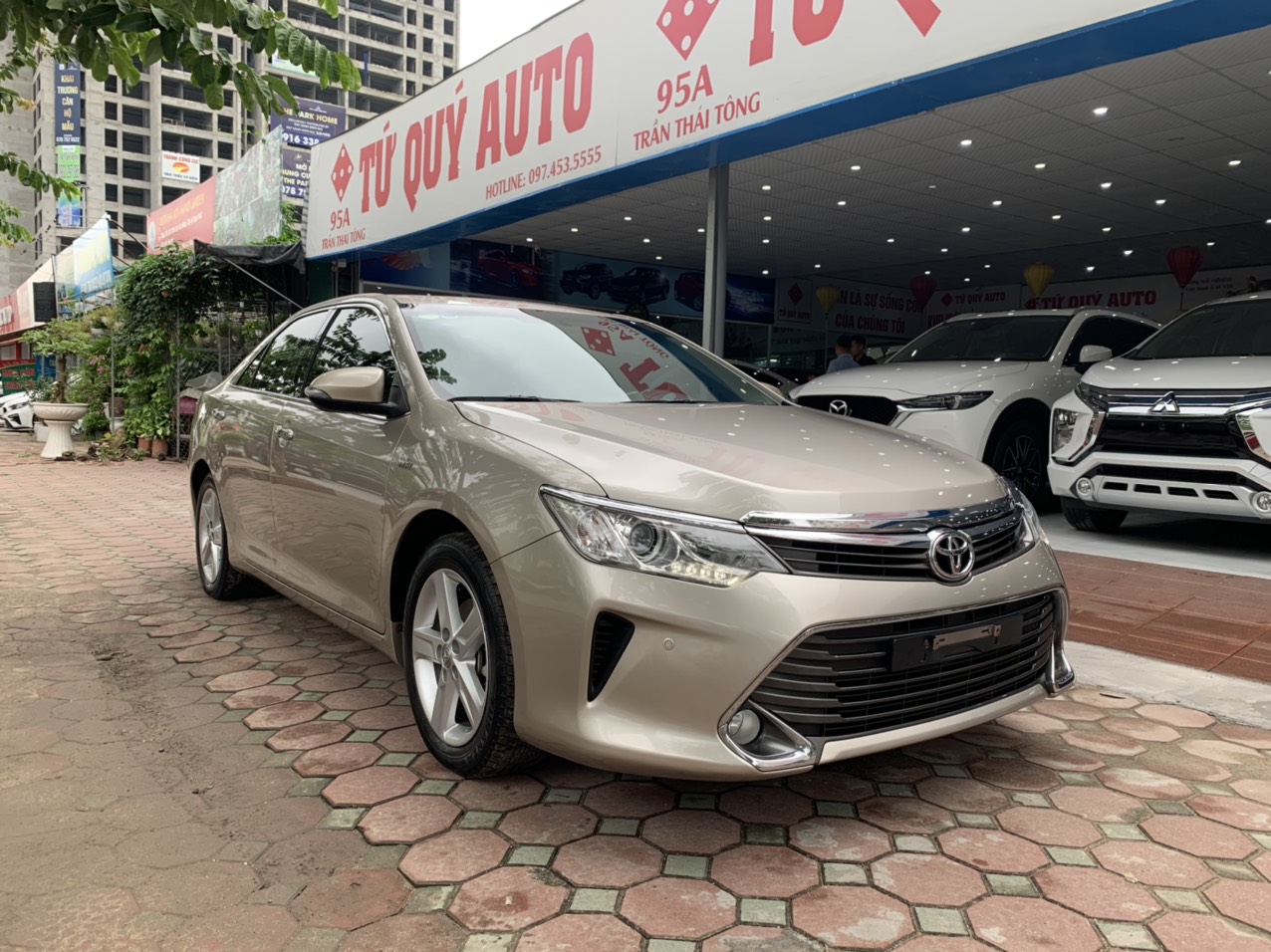 Toyota Camry 2.5Q 2016 - 3