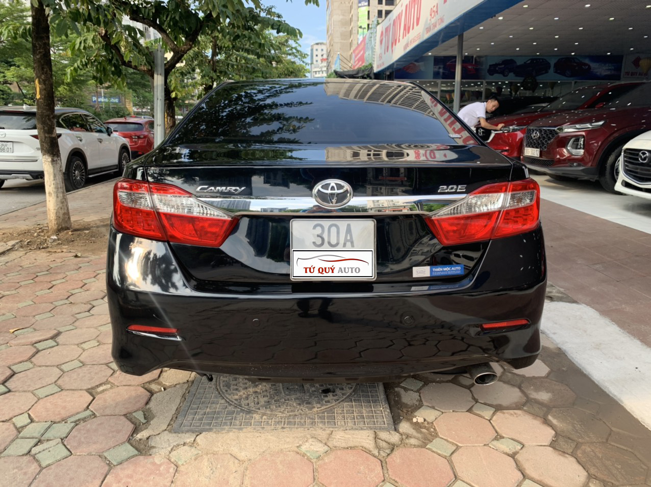 Toyota Camry 2.0E 2013 - 3