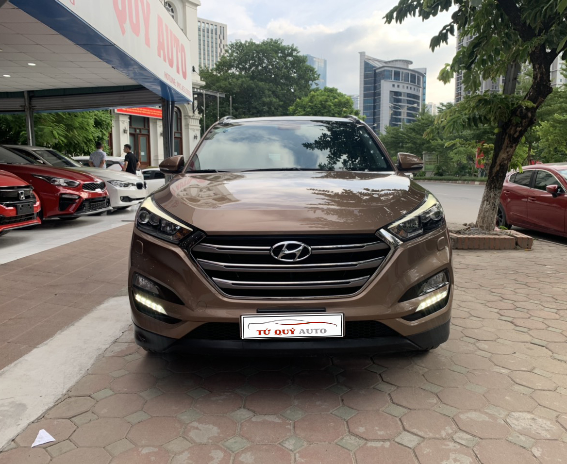 Xe Hyundai Tucson 2.0ATH 2016 - Nâu / Nhập Hàn