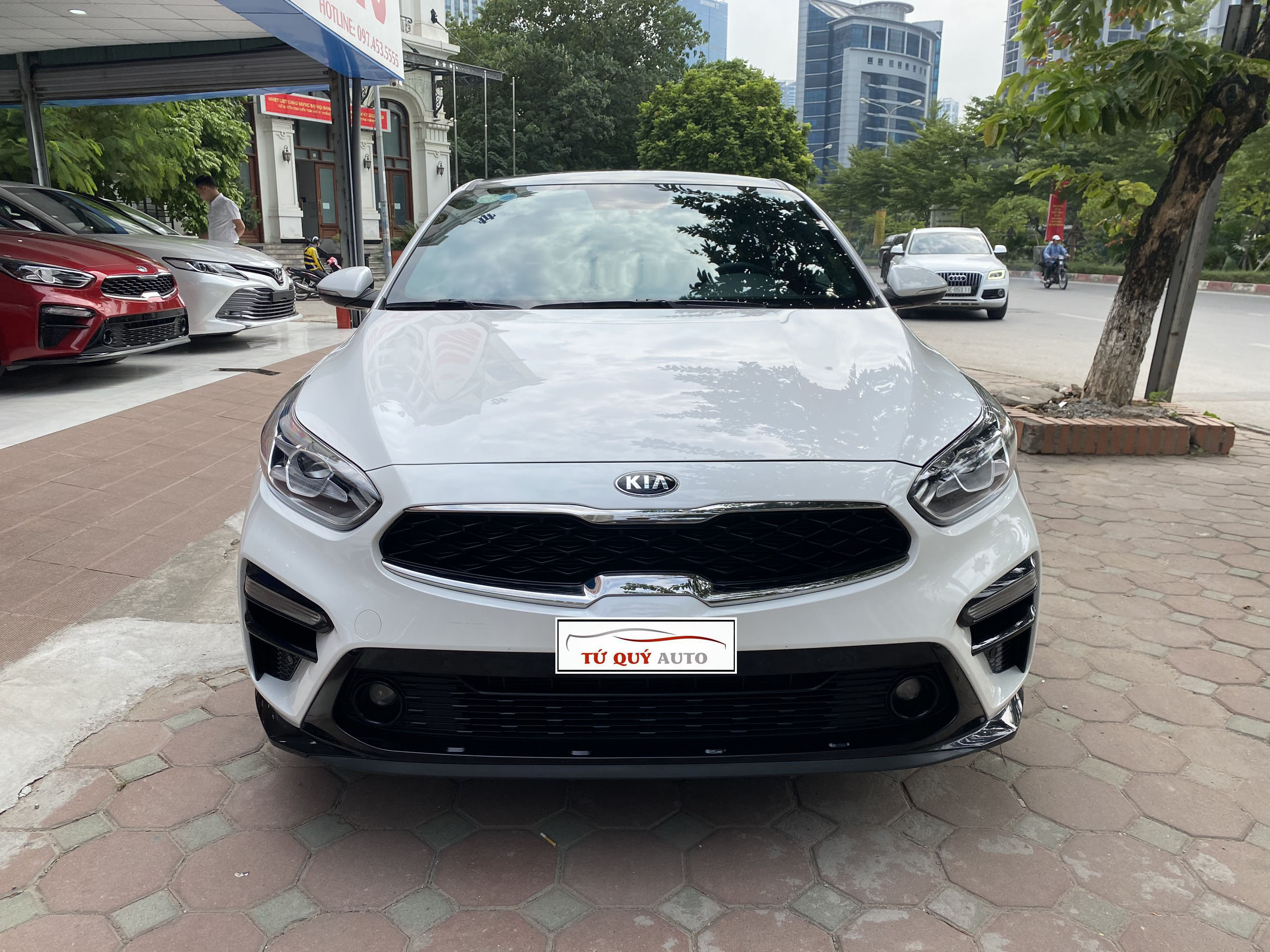 Xe Kia Cerato 2.0 AT Premium 2019 - Trắng