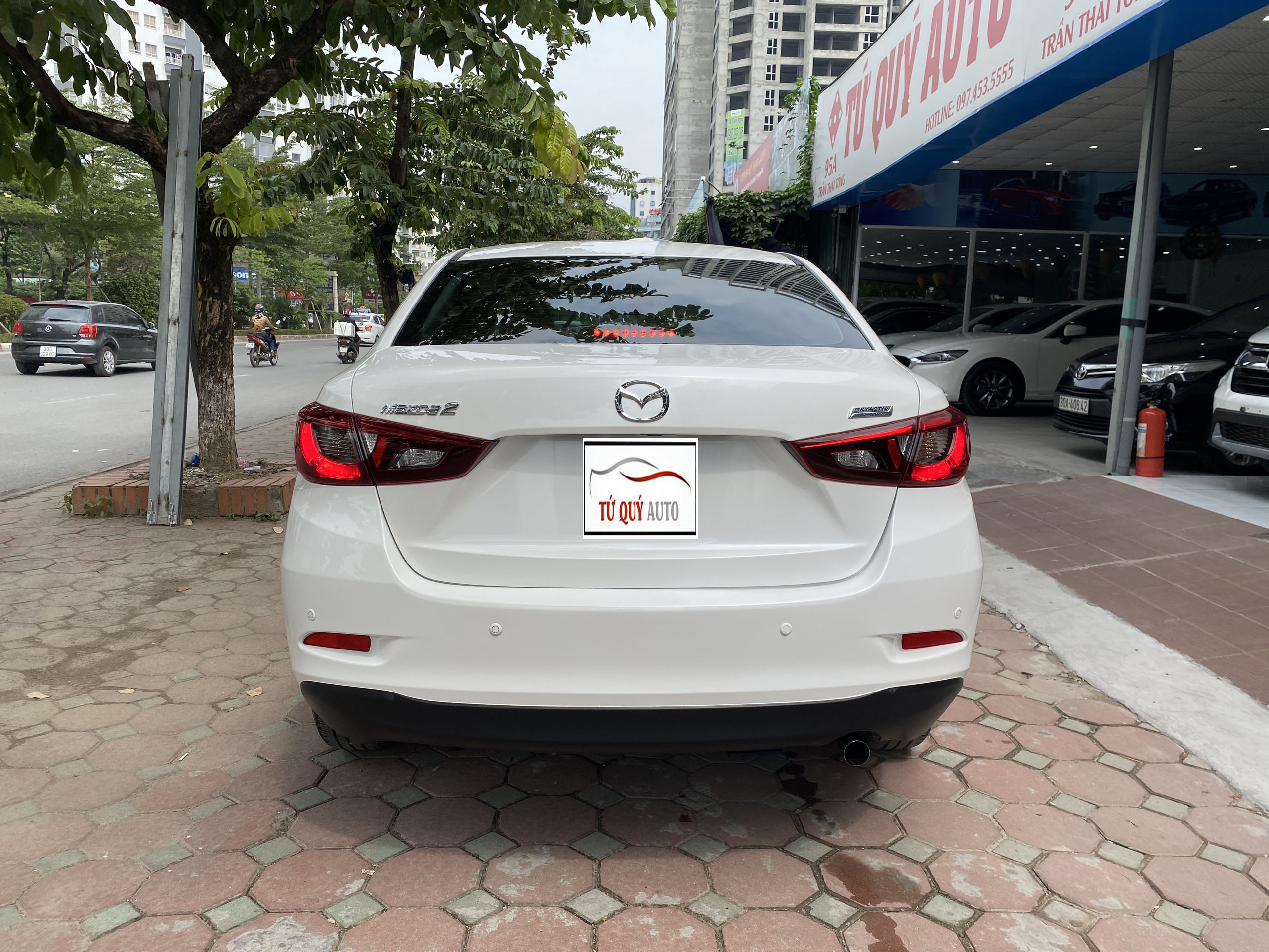 Mazda 2 Sedan 2019 - 2