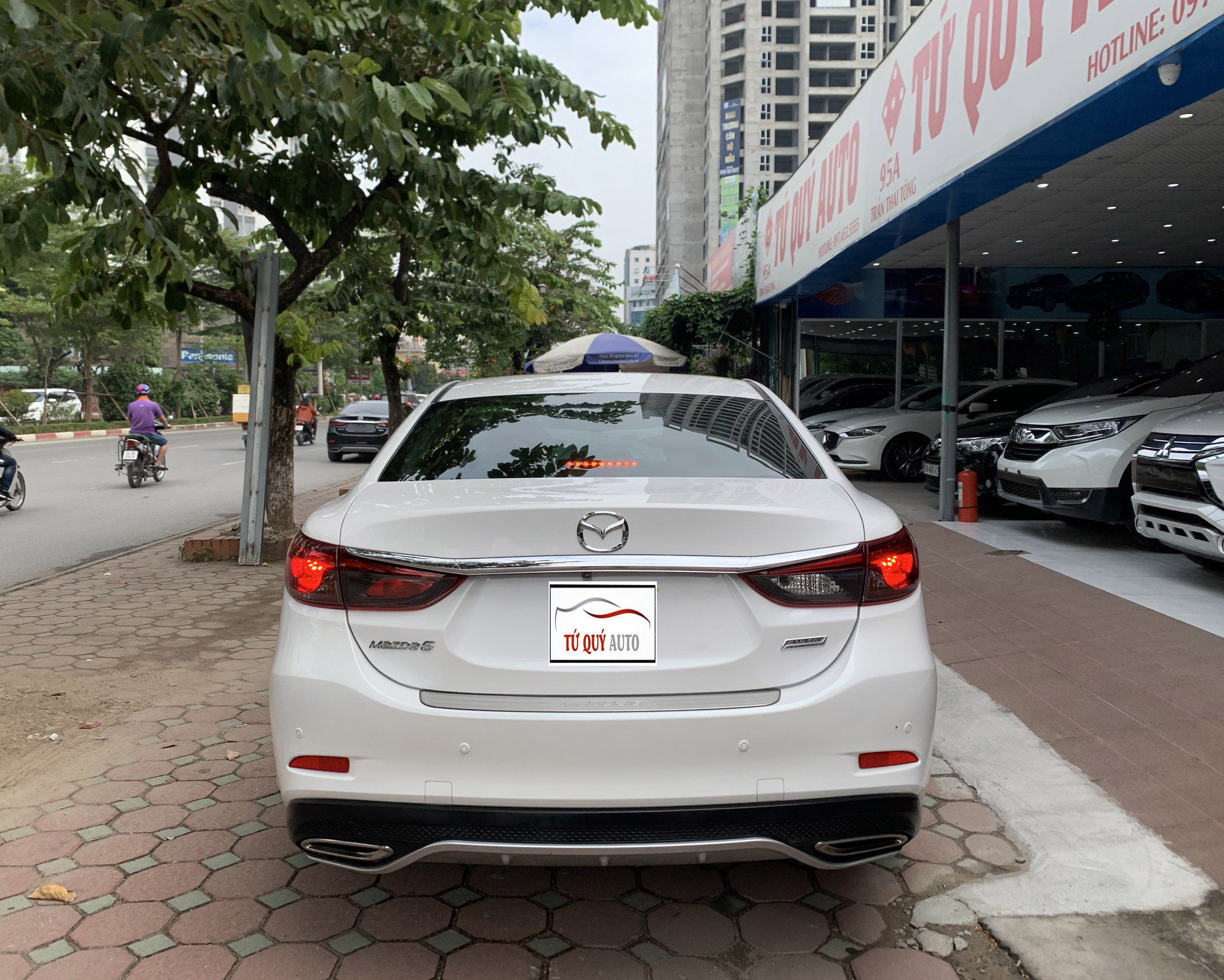 Mazda 6 Premium 2.0AT 2019 - 2