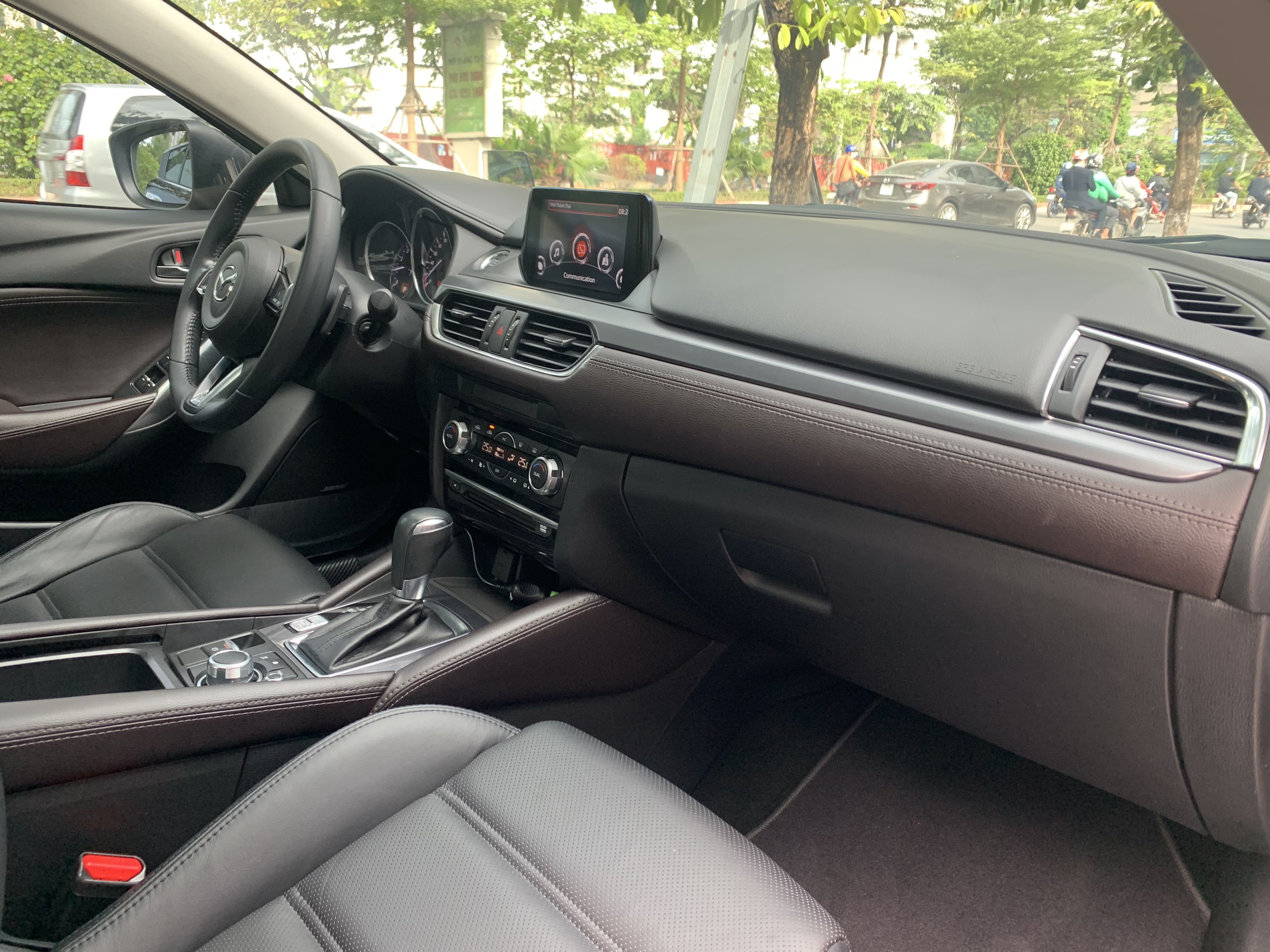 Mazda 6 Premium 2.0AT 2019 - 8