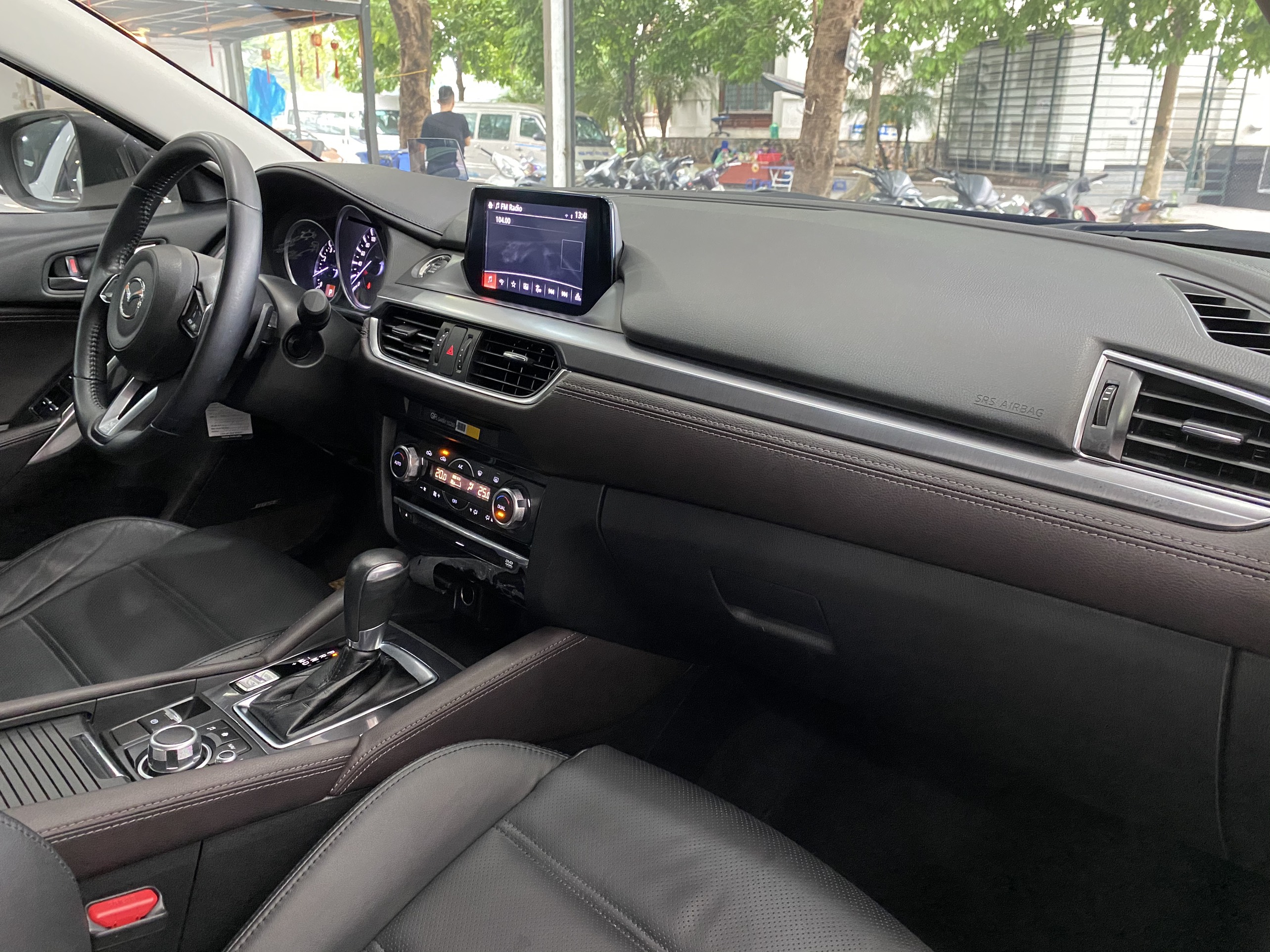 Mazda 6 Premium 2.0AT 2019 - 6