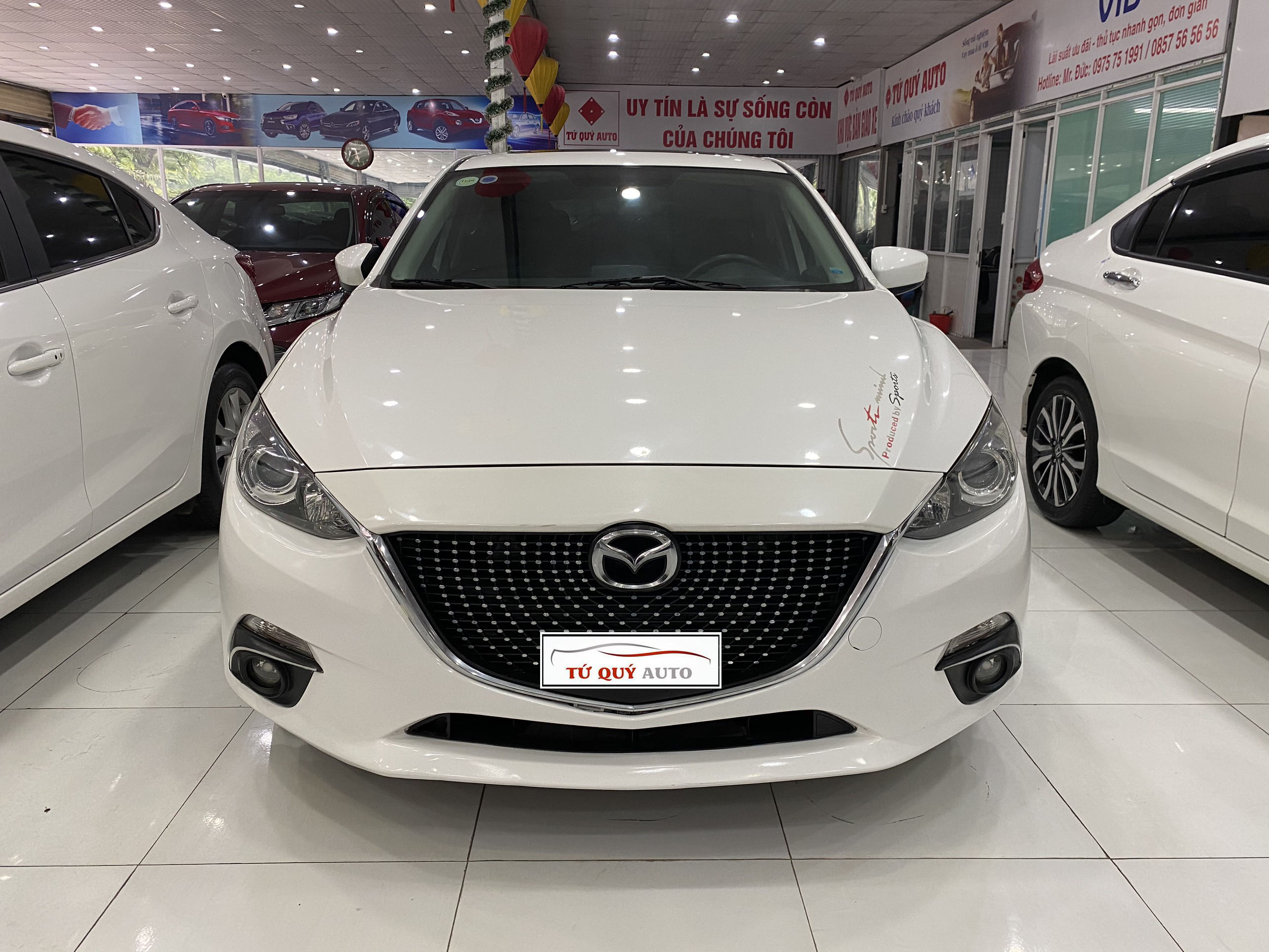 Xe Mazda 3 HB 1.5AT 2015 - Trắng