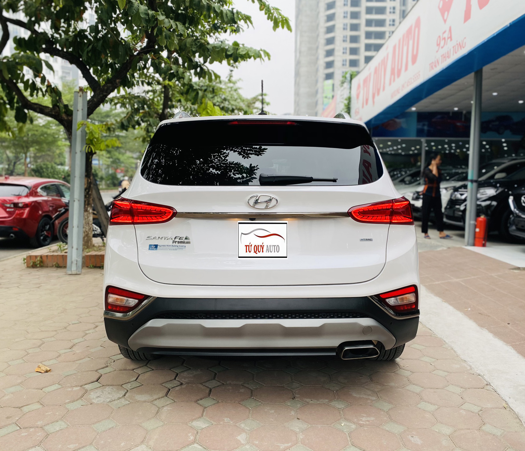 Hyundai Santa-Fe 2.4 Premium 2019 - 2