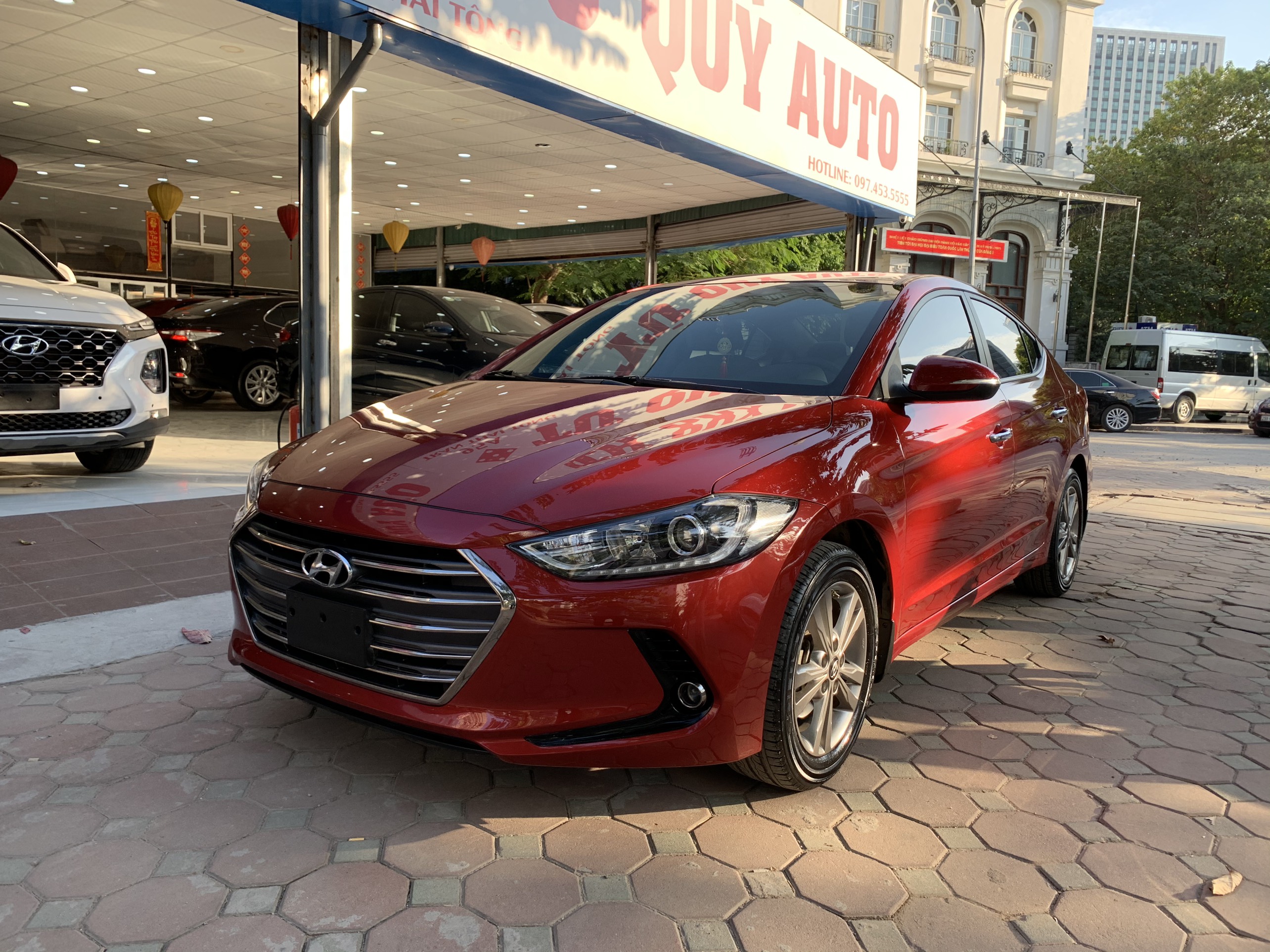 Hyundai Elantra 1.6AT 2018 - 3