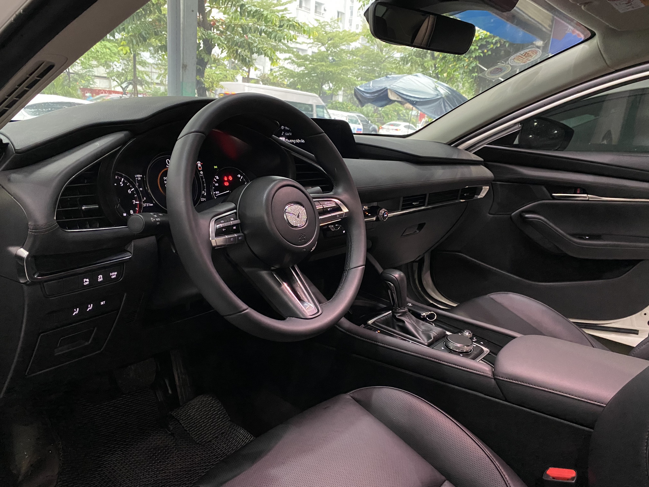 Mazda 3 Luxury 1.5AT 2020 - 6