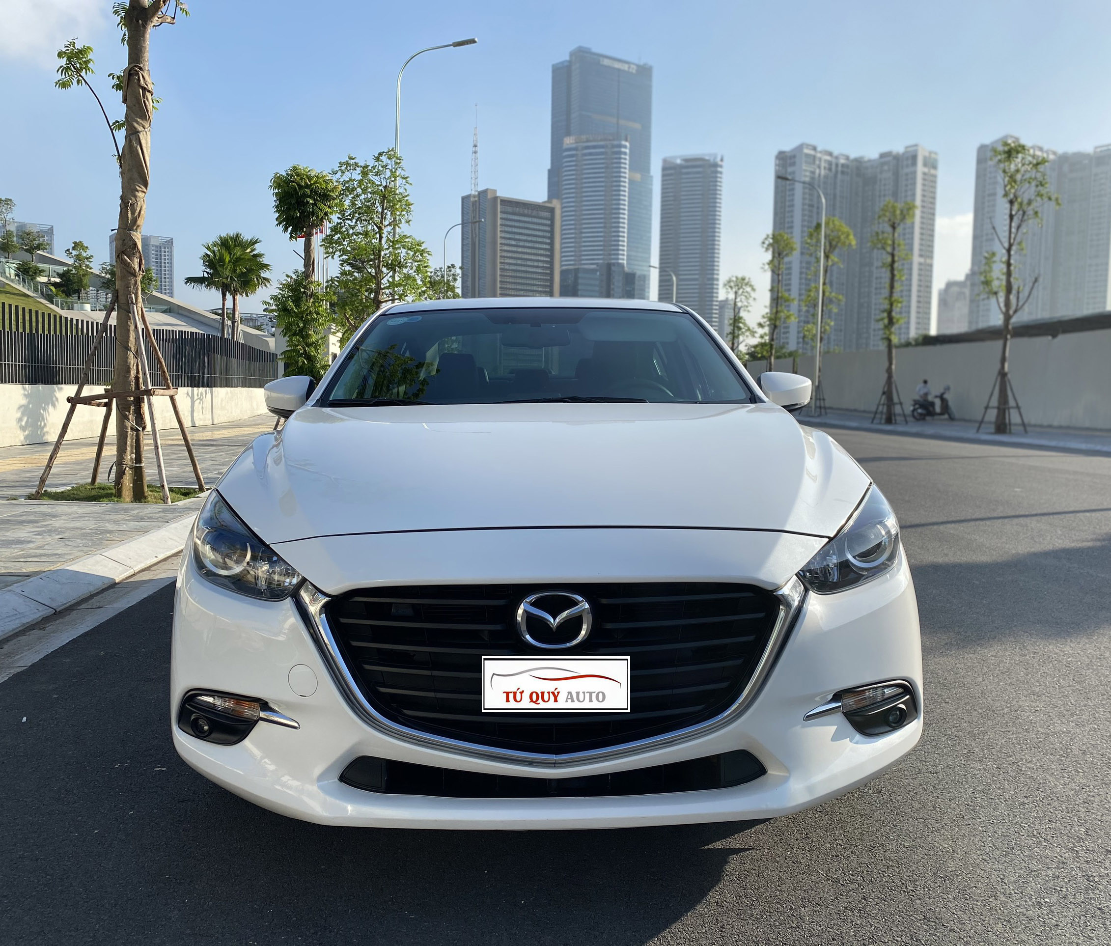 Xe Mazda 3 1.5AT 2018 - Trắng