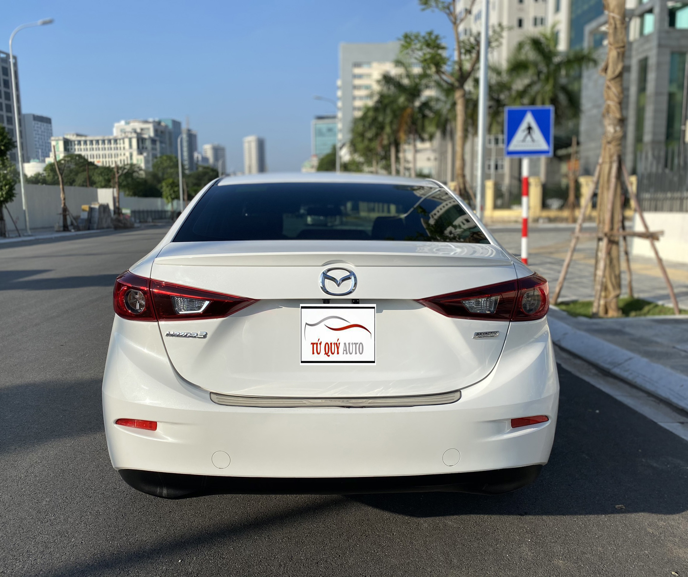 Mazda 3 Sedan 2018 - 2