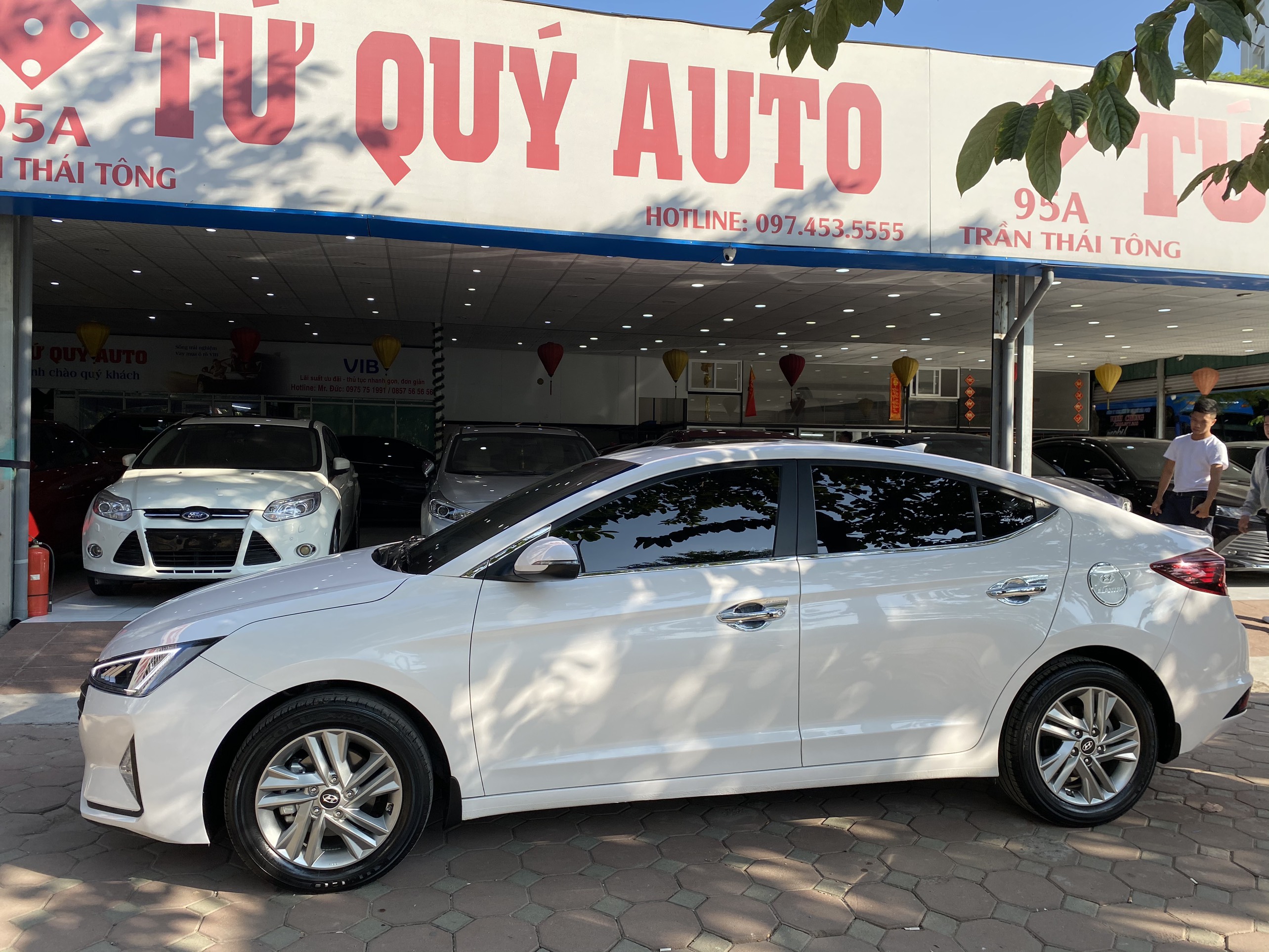 Hyundai Elantra 1.6AT 2019 - 5