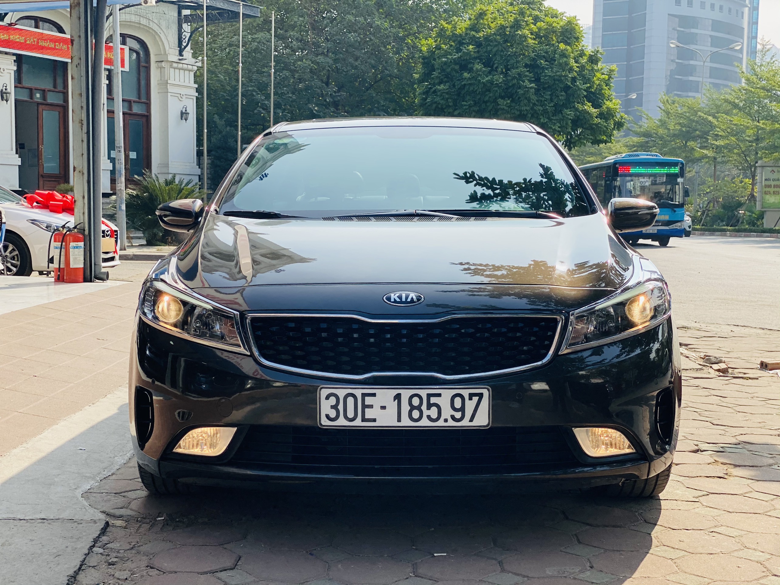 Xe Kia Cerato 2.0AT 2016 - Nâu