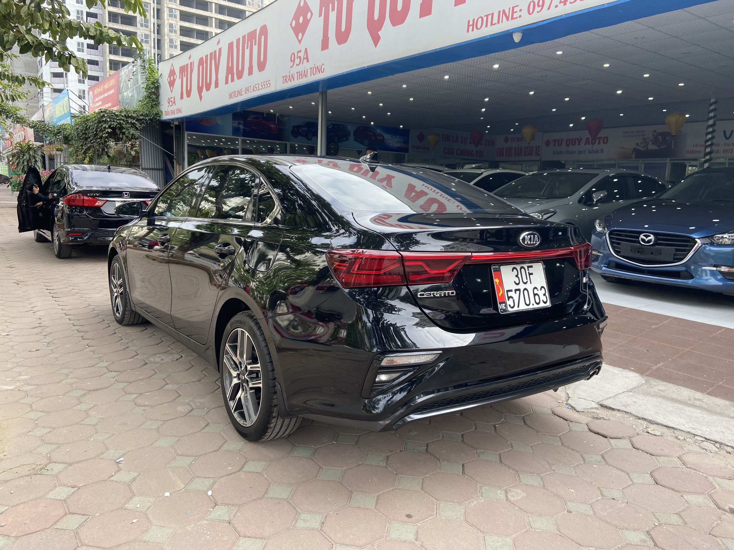 Kia Cerato Premium 2018 - 4