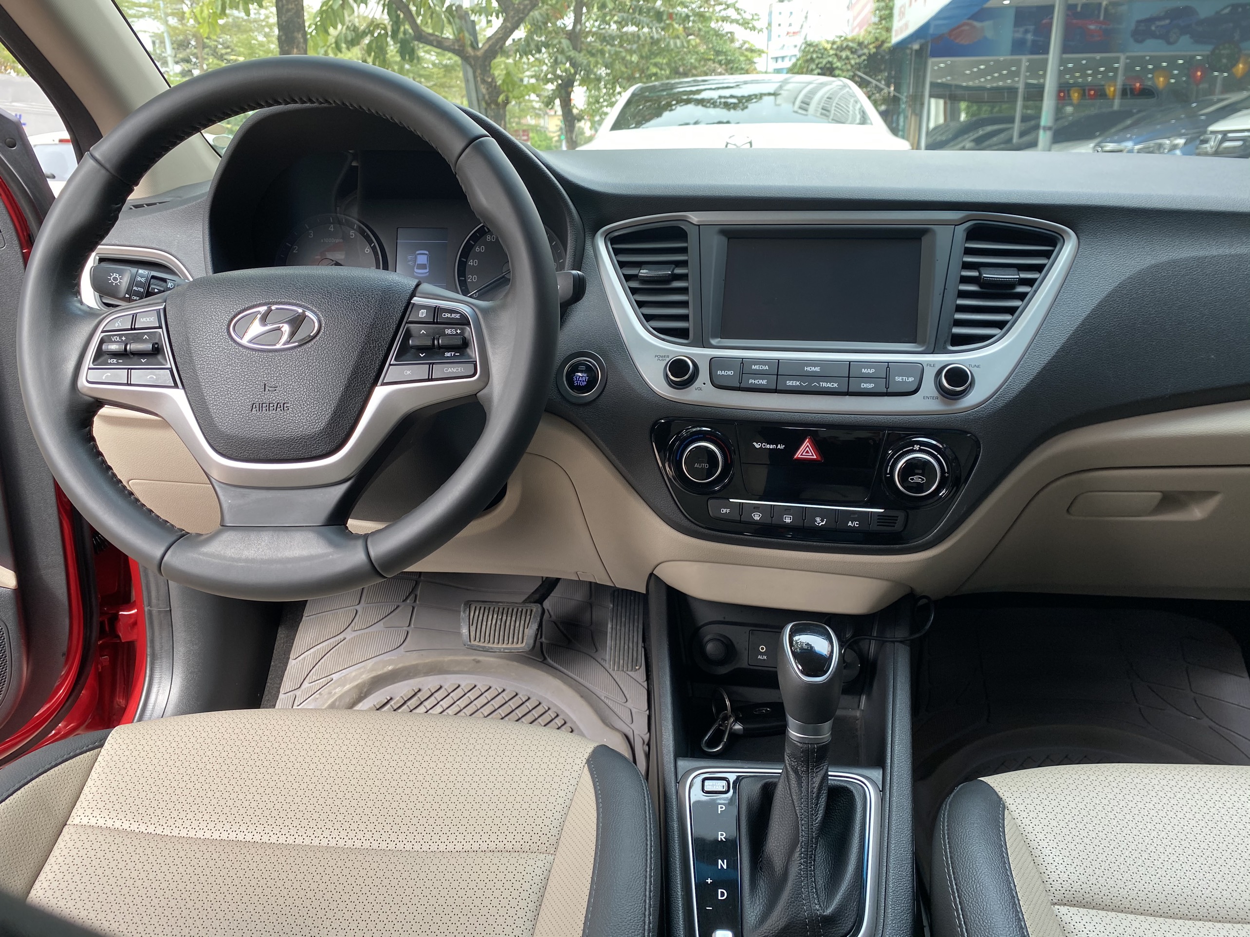 Hyundai Accent 1.4ATH 2019 - 6