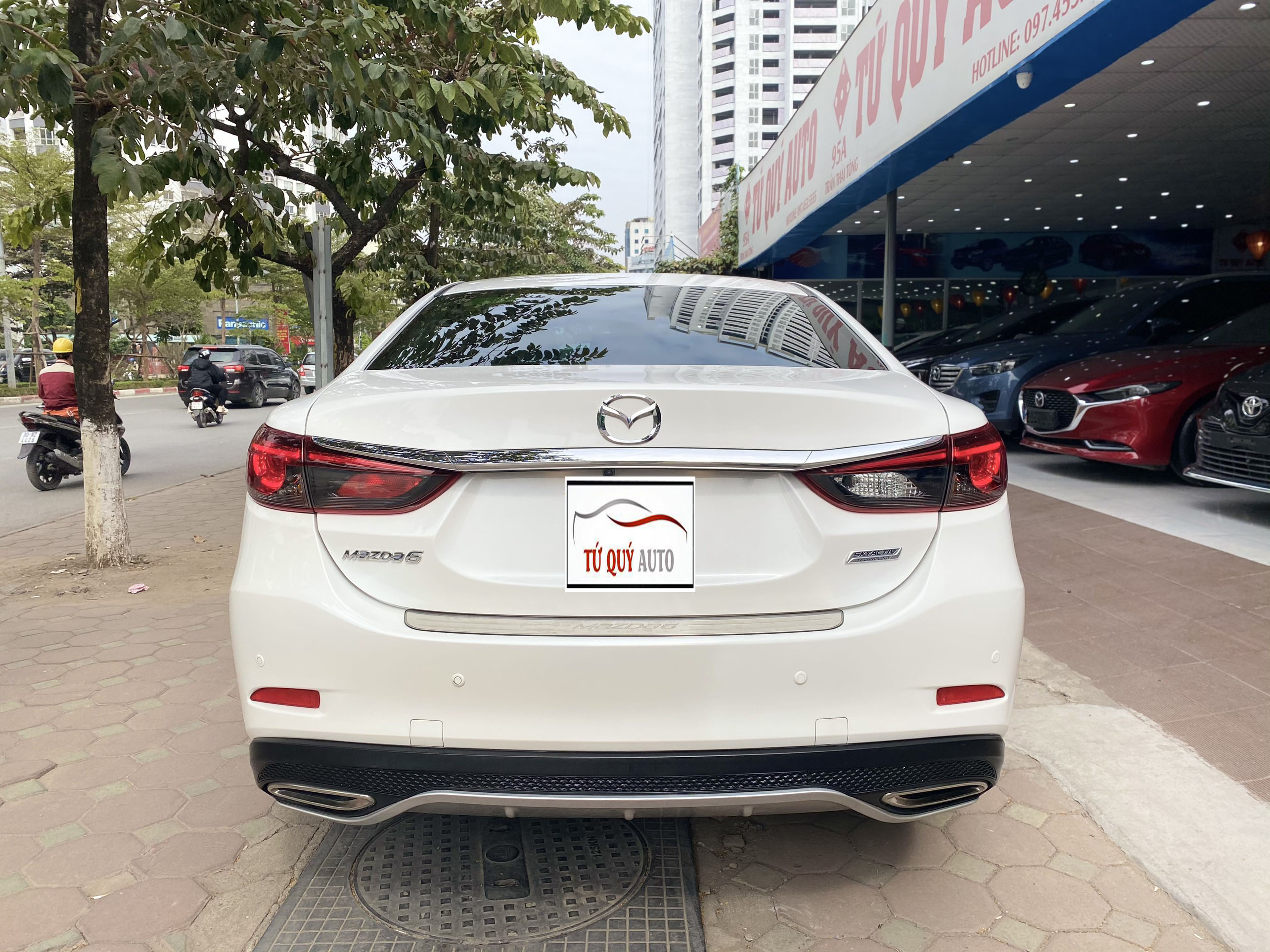 Mazda 6 Premium 2.0AT 2019 - 2