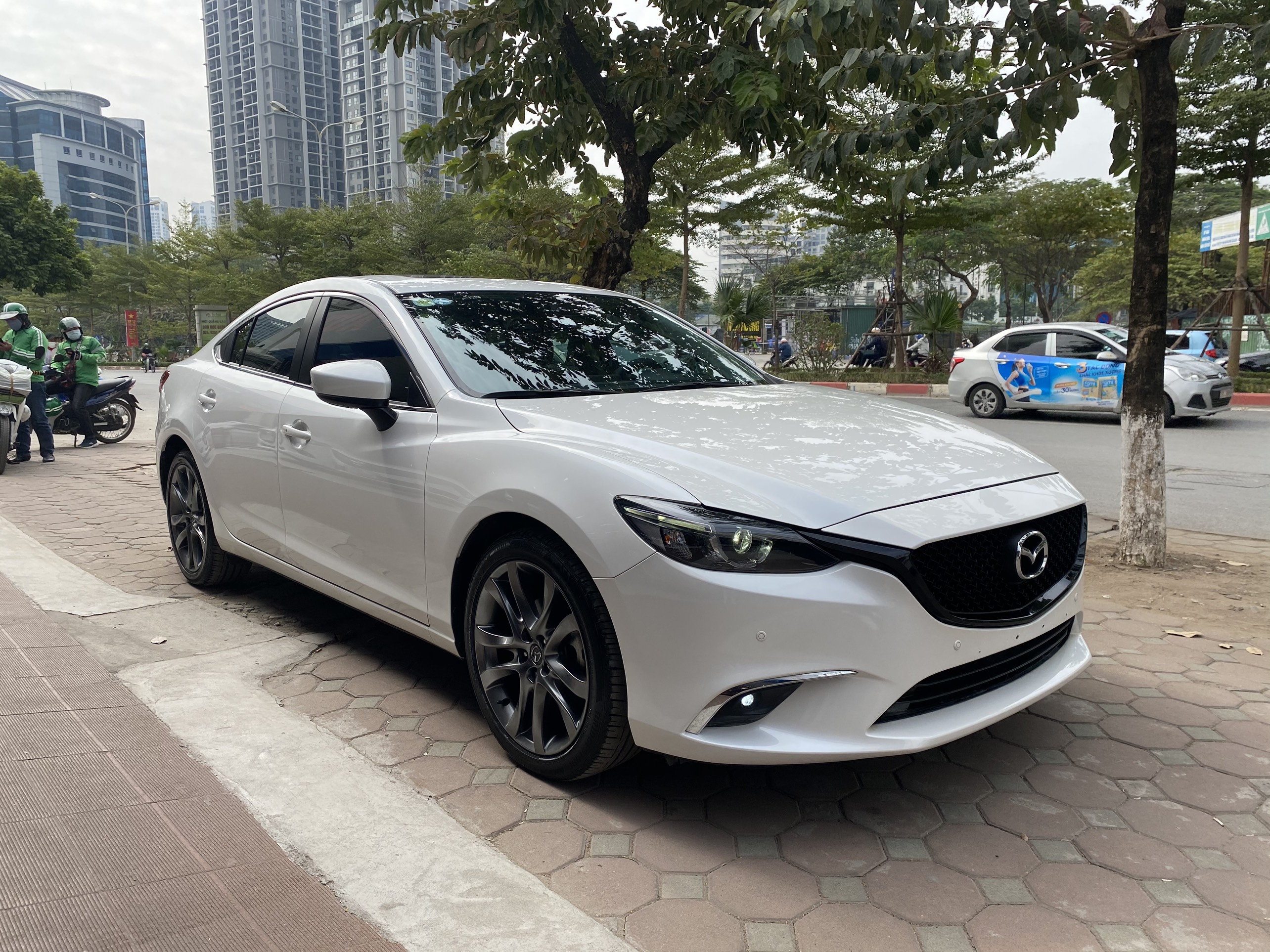 Mazda 6 Premium 2.0AT 2019 - 6