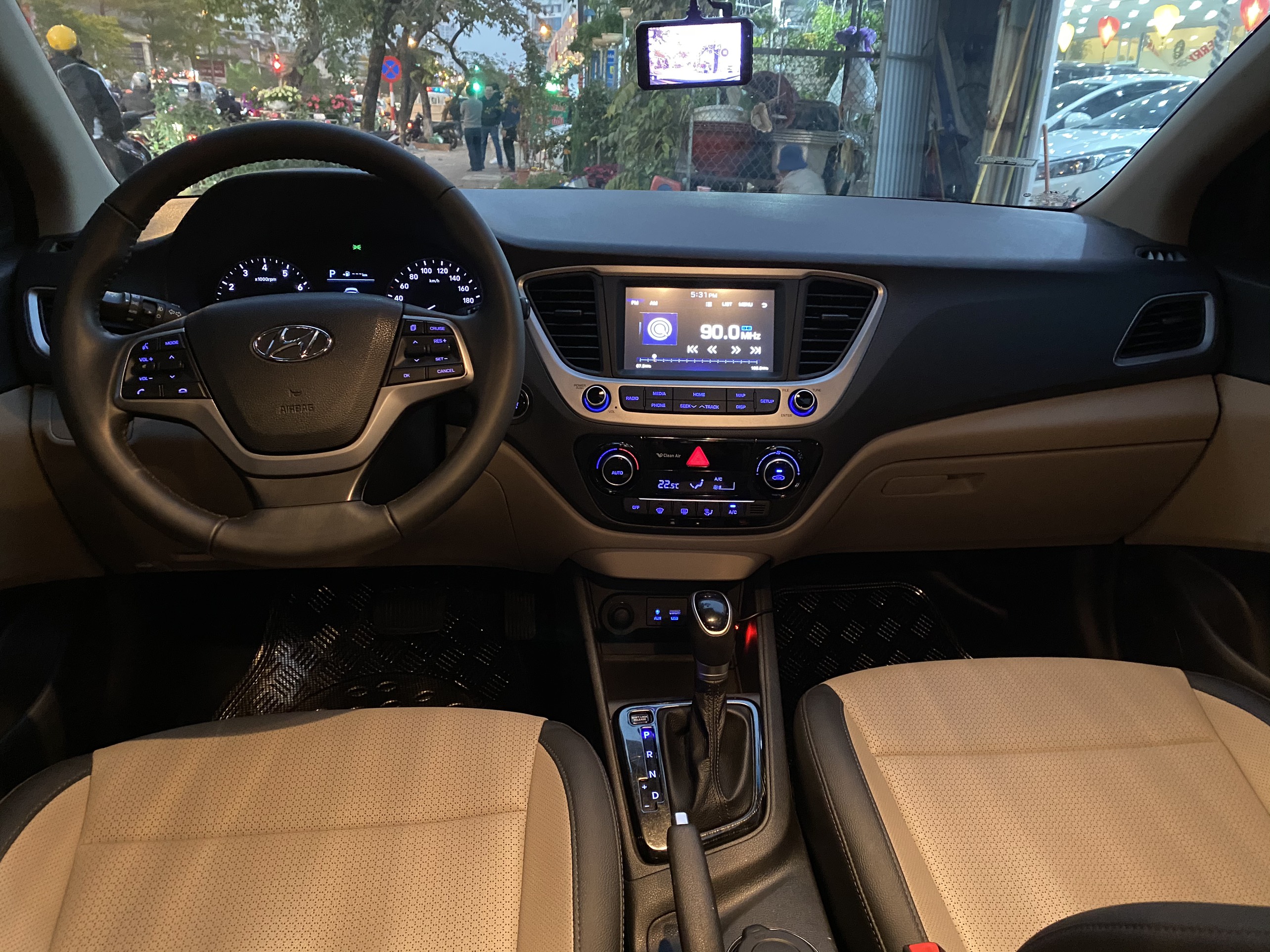 Hyundai Accent 1.4ATH 2019 - 6