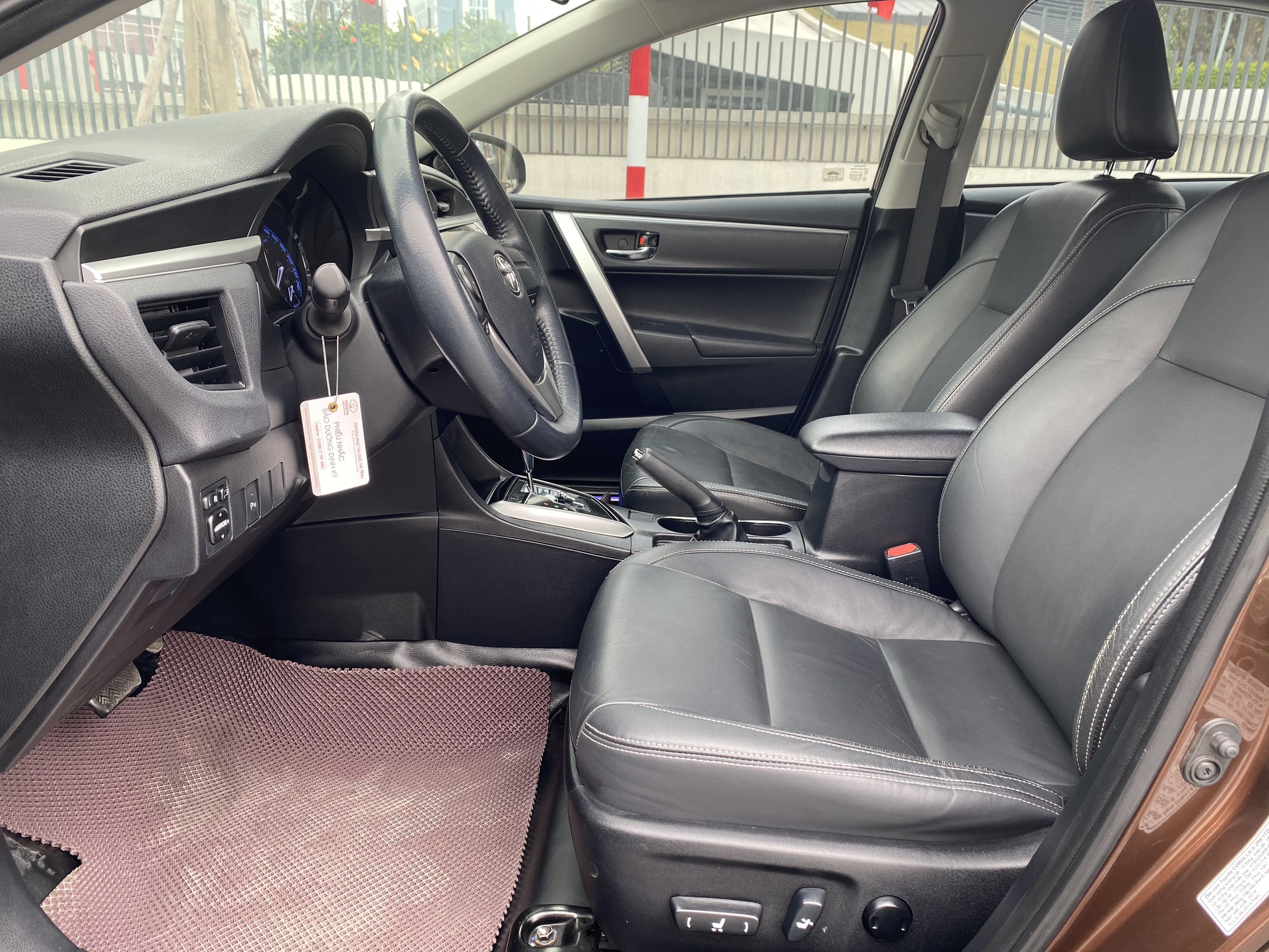 Toyota Altis 1.8G 2014 - 10