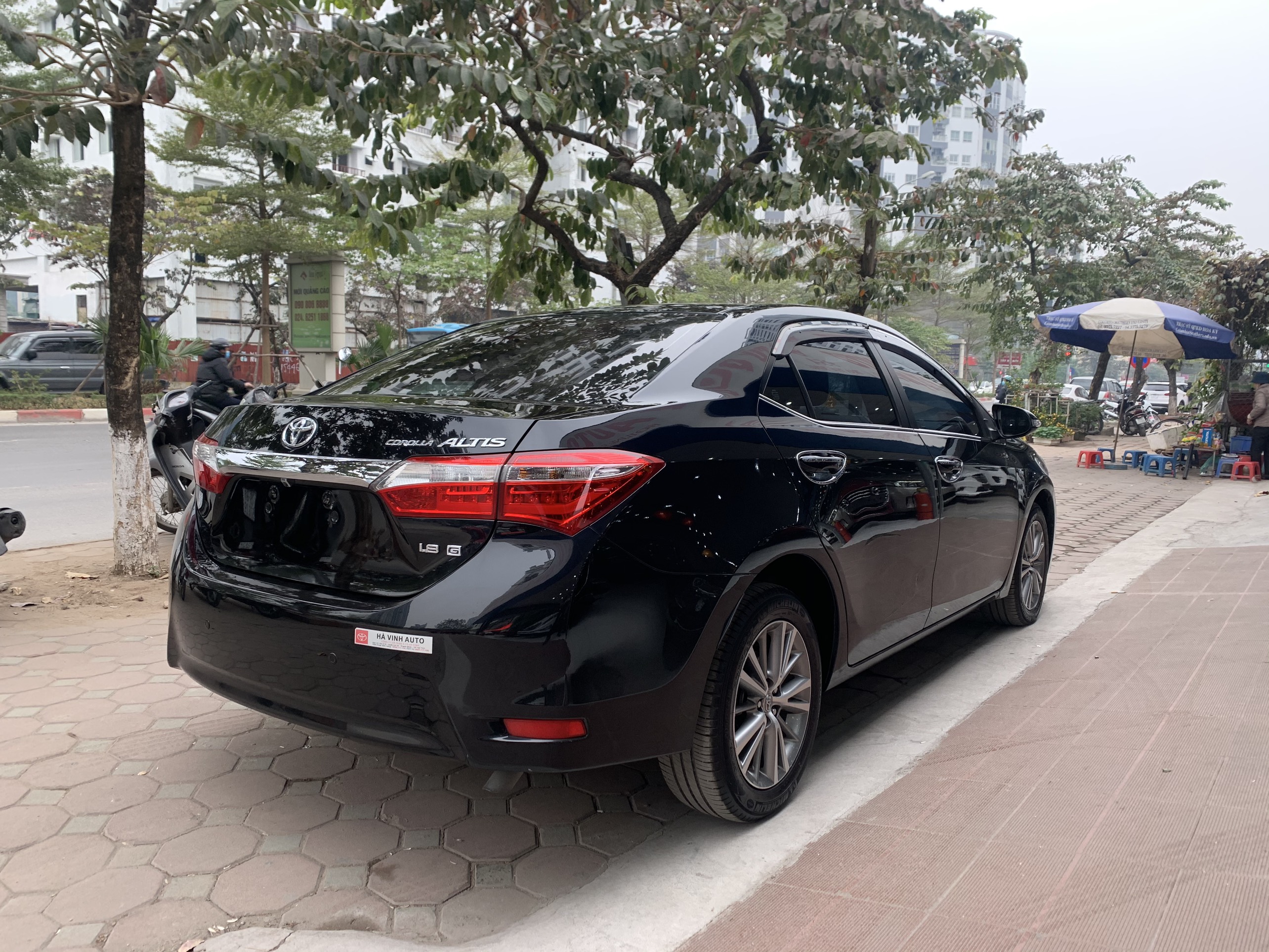 Toyota Altis 1.8G 2015 - 7