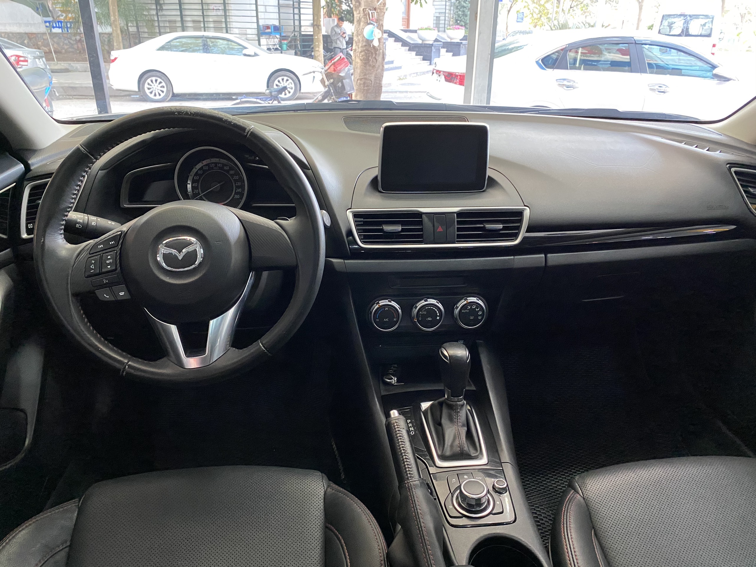 Mazda 3 Sedan 2016 - 6