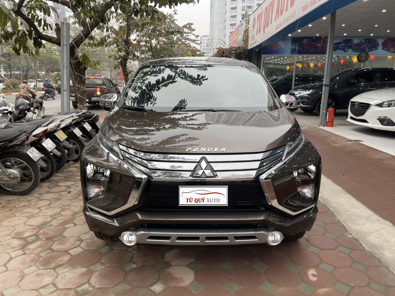 Xe Mitsubishi Xpander 1.5 AT 2019 - Nâu