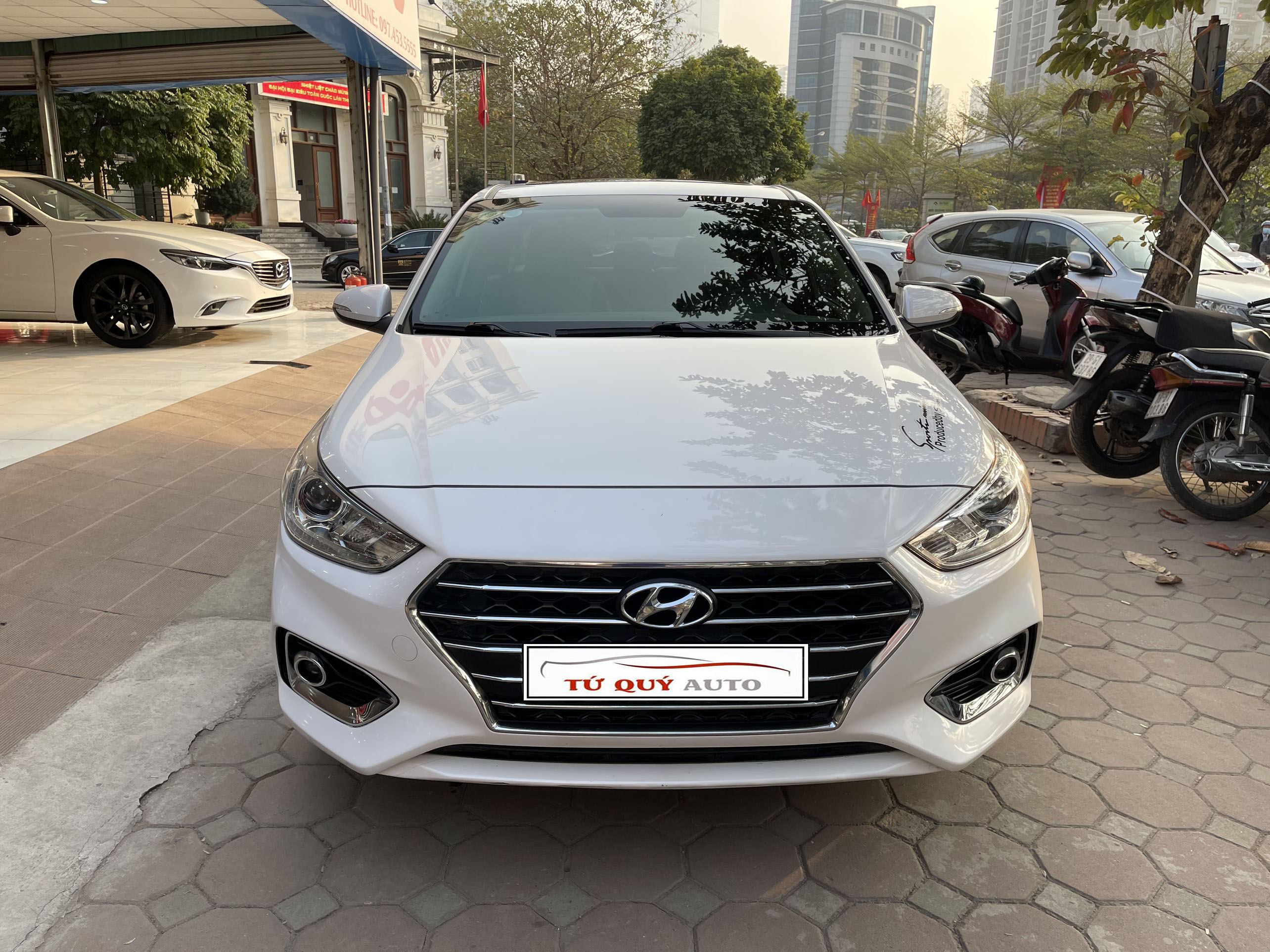 Xe Hyundai Accent 1.4ATH 2018 - Trắng